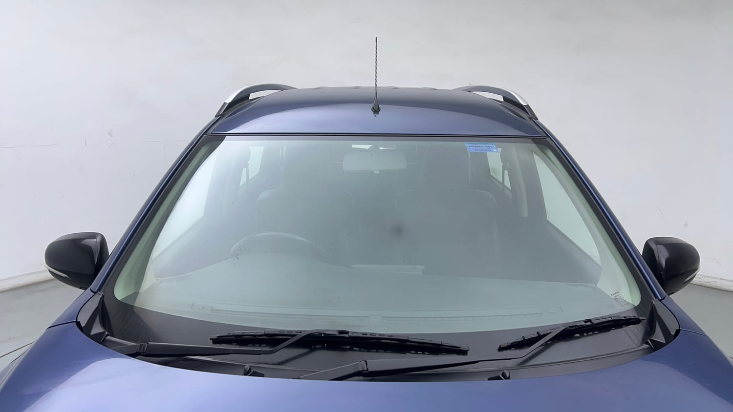 Used 2019 Maruti Suzuki XL6 Alpha MT Petrol Petrol Manual exterior FRONT WINDSHIELD VIEW