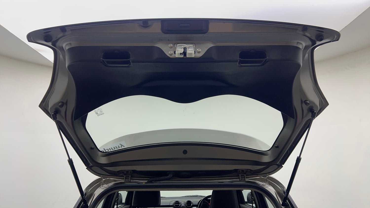 Used 2018 Maruti Suzuki Swift VXi Petrol Manual interior DICKY DOOR OPEN VIEW