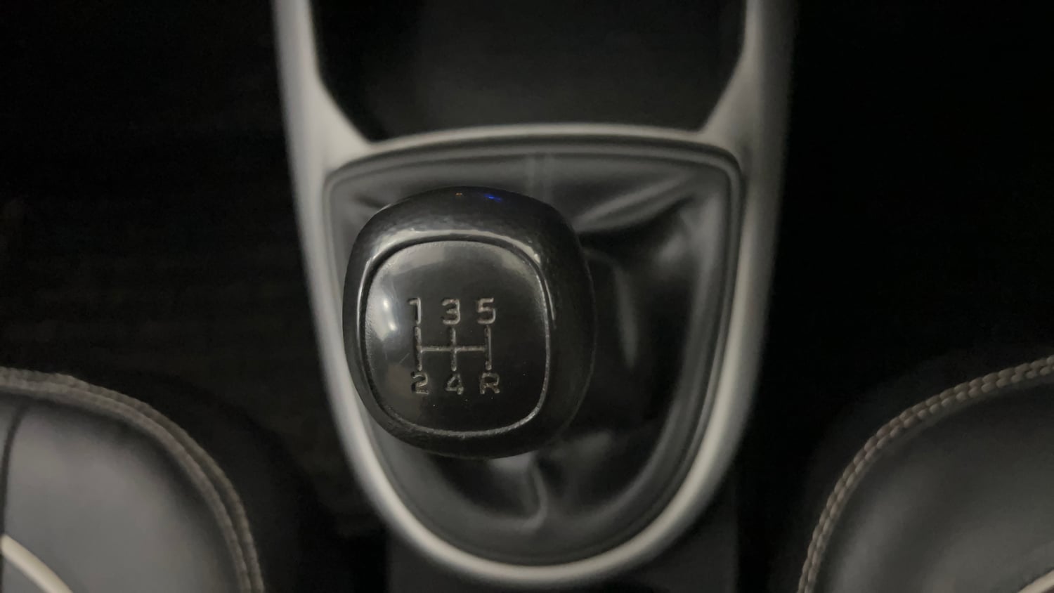 Used 2024 Hyundai Exter S 1.2 MT Petrol Manual interior GEAR  KNOB VIEW