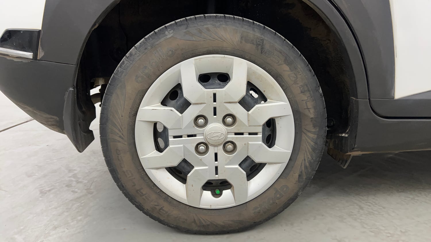 Used 2024 Hyundai Exter S 1.2 MT Petrol Manual tyres RIGHT REAR TYRE RIM VIEW