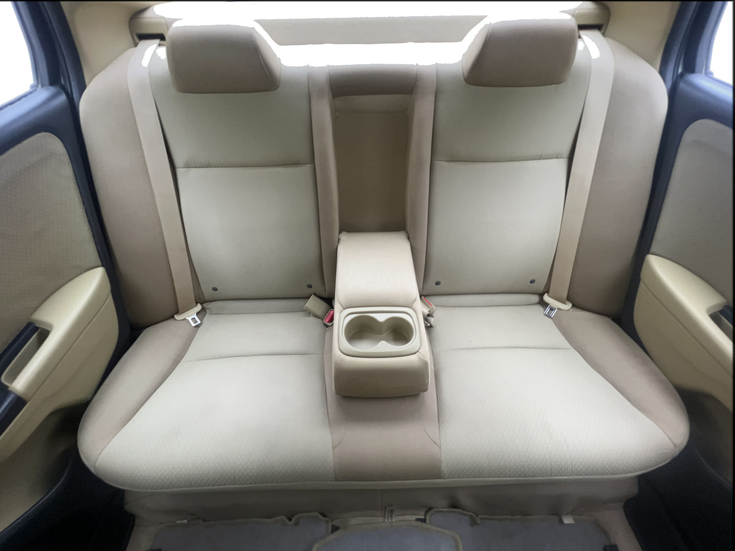Used 2017 Honda City V Petrol Petrol Manual interior REAR SEAT CONDITION VIEW