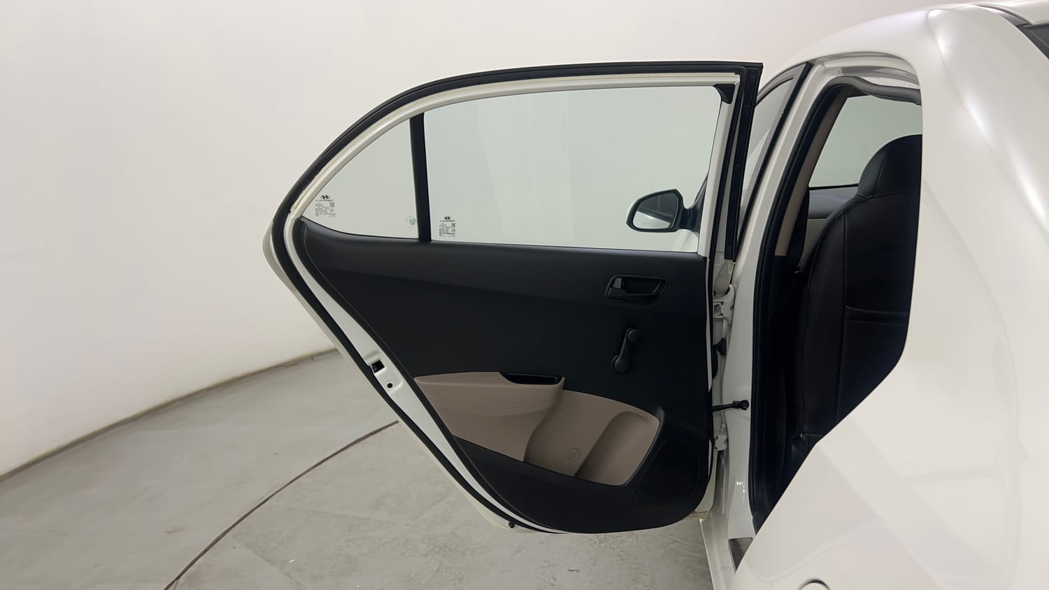 Used 2015 Hyundai Xcent Base 1.2 Petrol Manual interior LEFT REAR DOOR OPEN VIEW