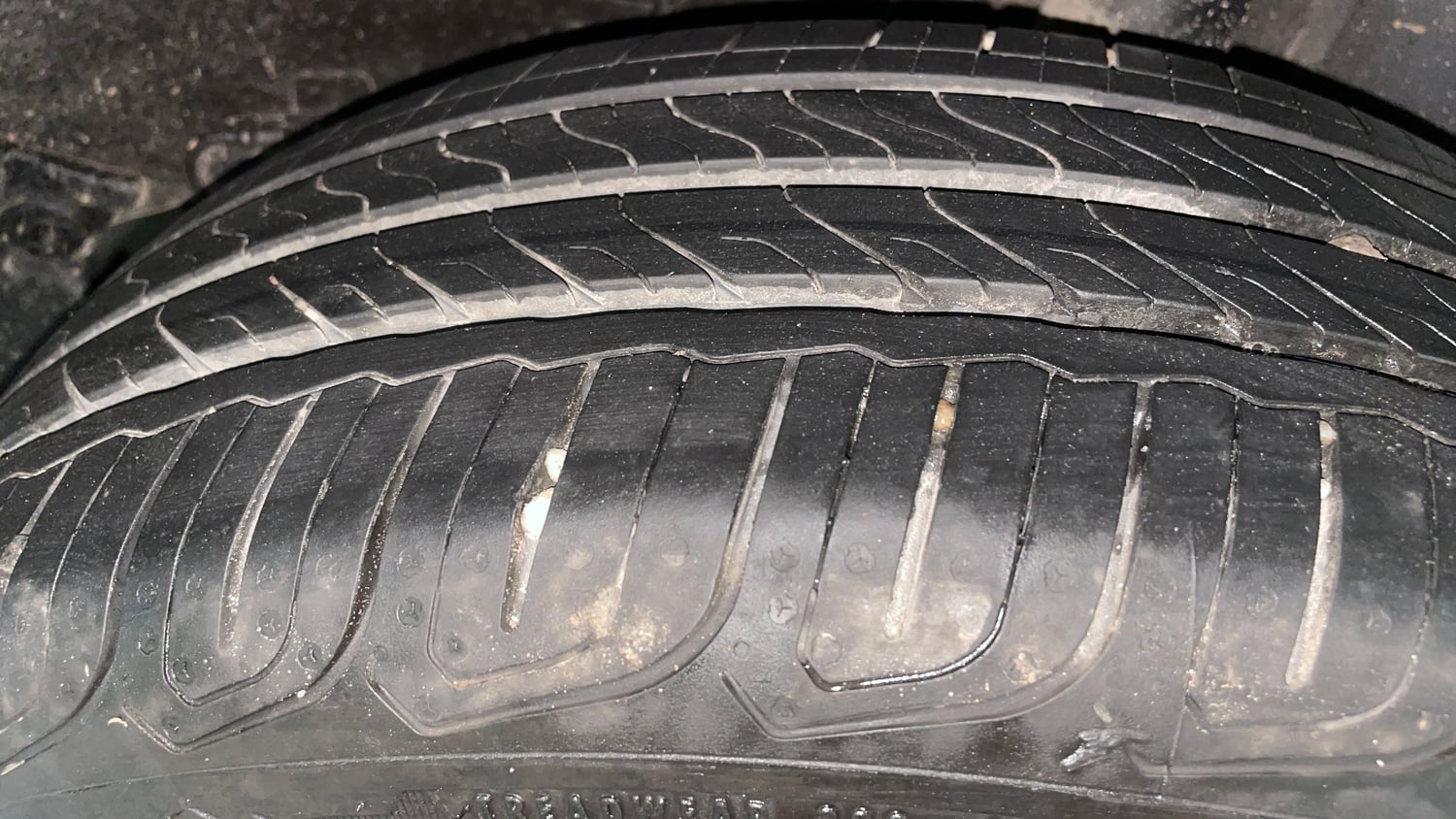 Used 2022 Tata Altroz XZ Plus Petrol Petrol Manual tyres LEFT REAR TYRE TREAD VIEW