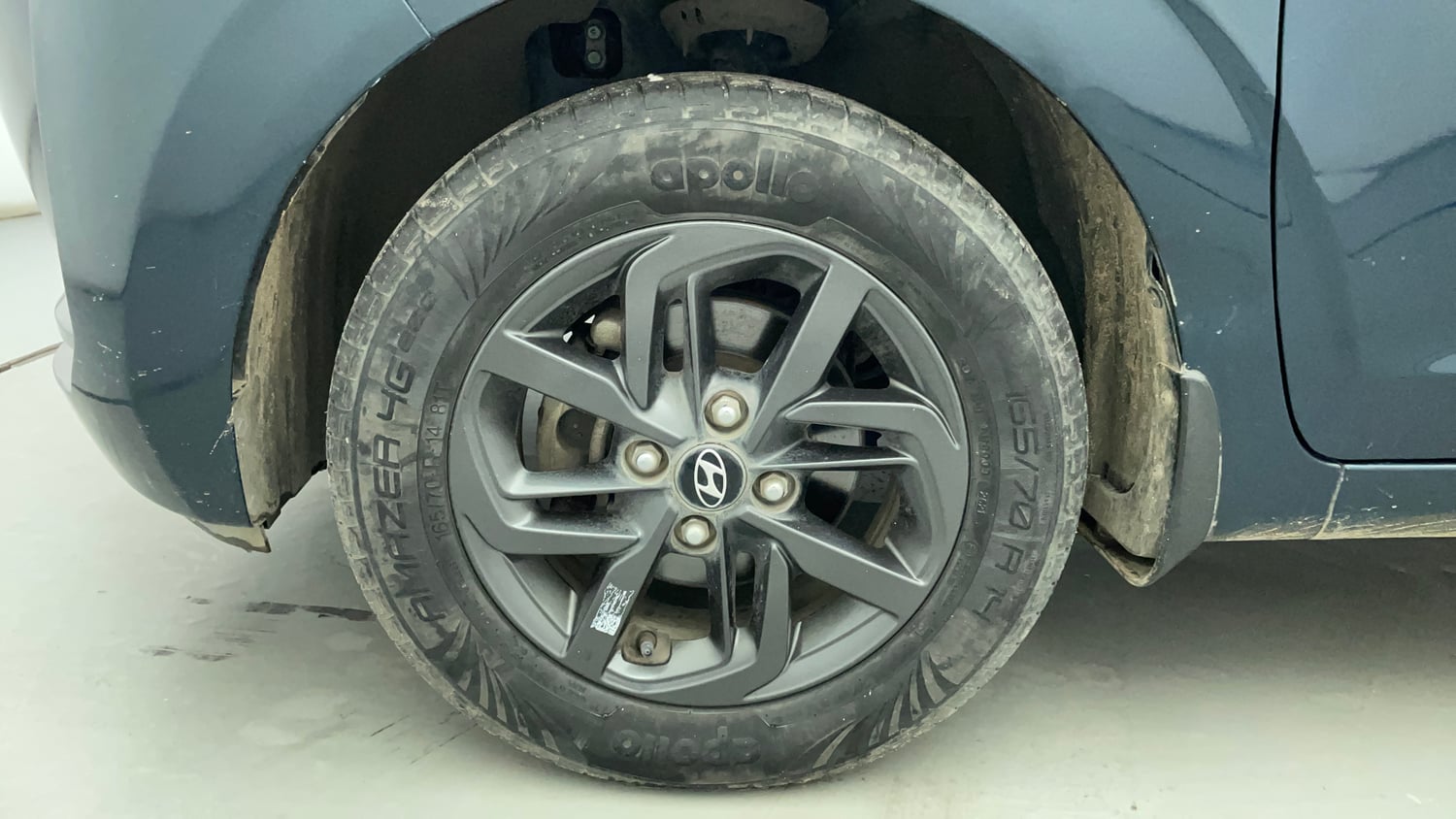 Used 2021 Hyundai Grand i10 Nios Sportz AMT 1.2 Kappa VTVT Petrol Automatic tyres LEFT FRONT TYRE RIM VIEW