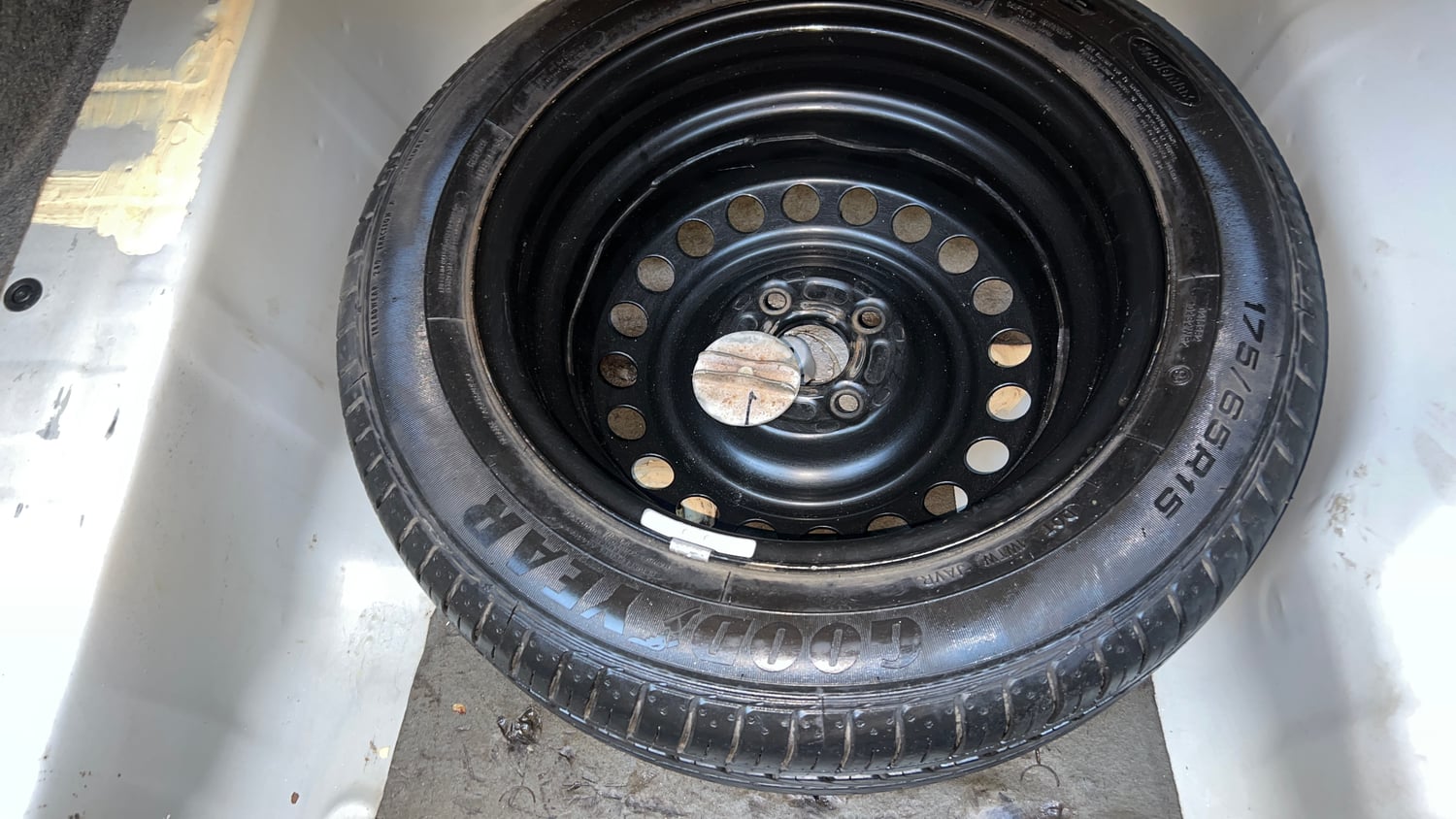 Used 2017 Honda City V Petrol Petrol Manual tyres SPARE TYRE VIEW