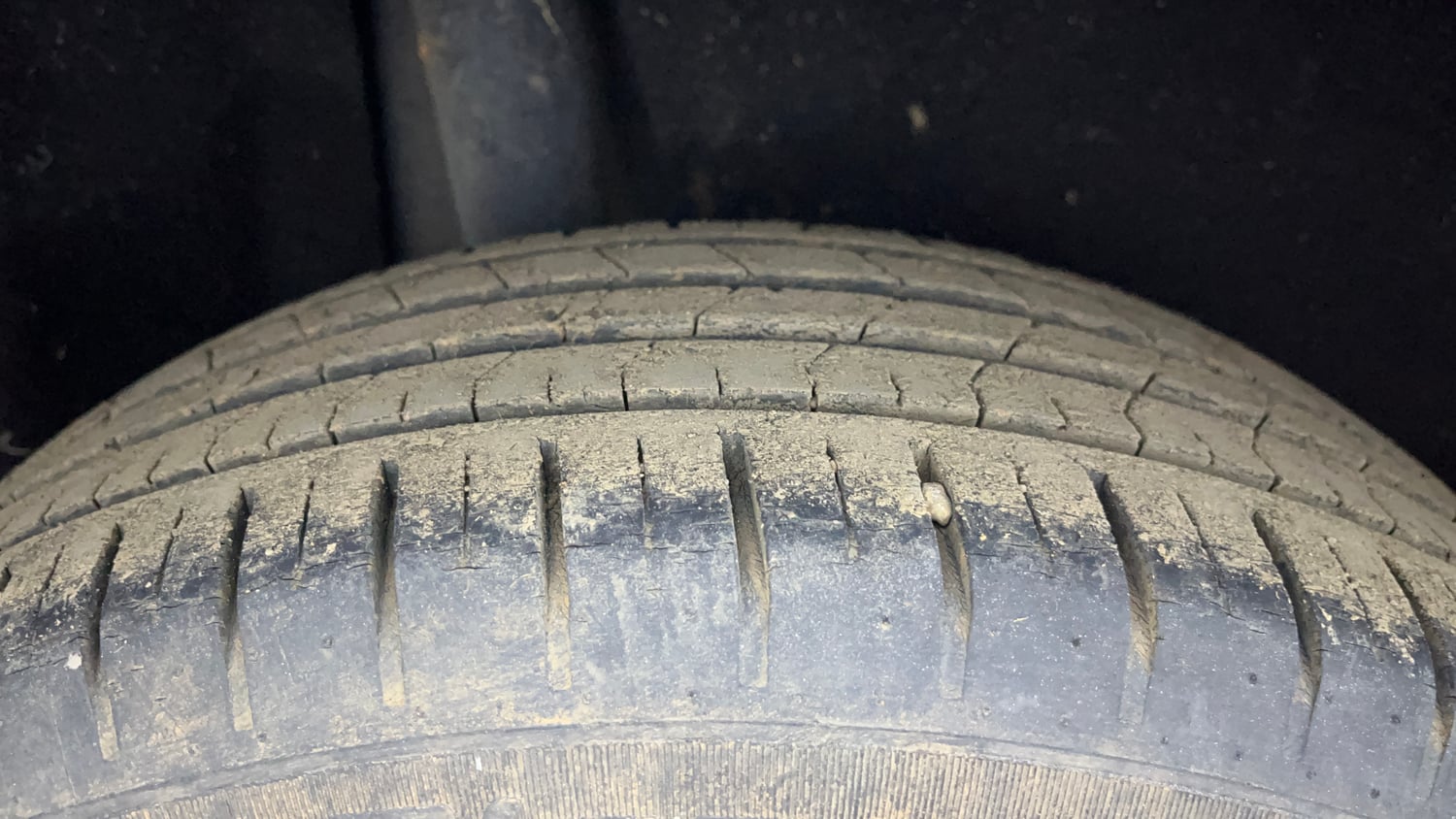 Used 2020 Maruti Suzuki Baleno Zeta Petrol Manual tyres RIGHT REAR TYRE TREAD VIEW