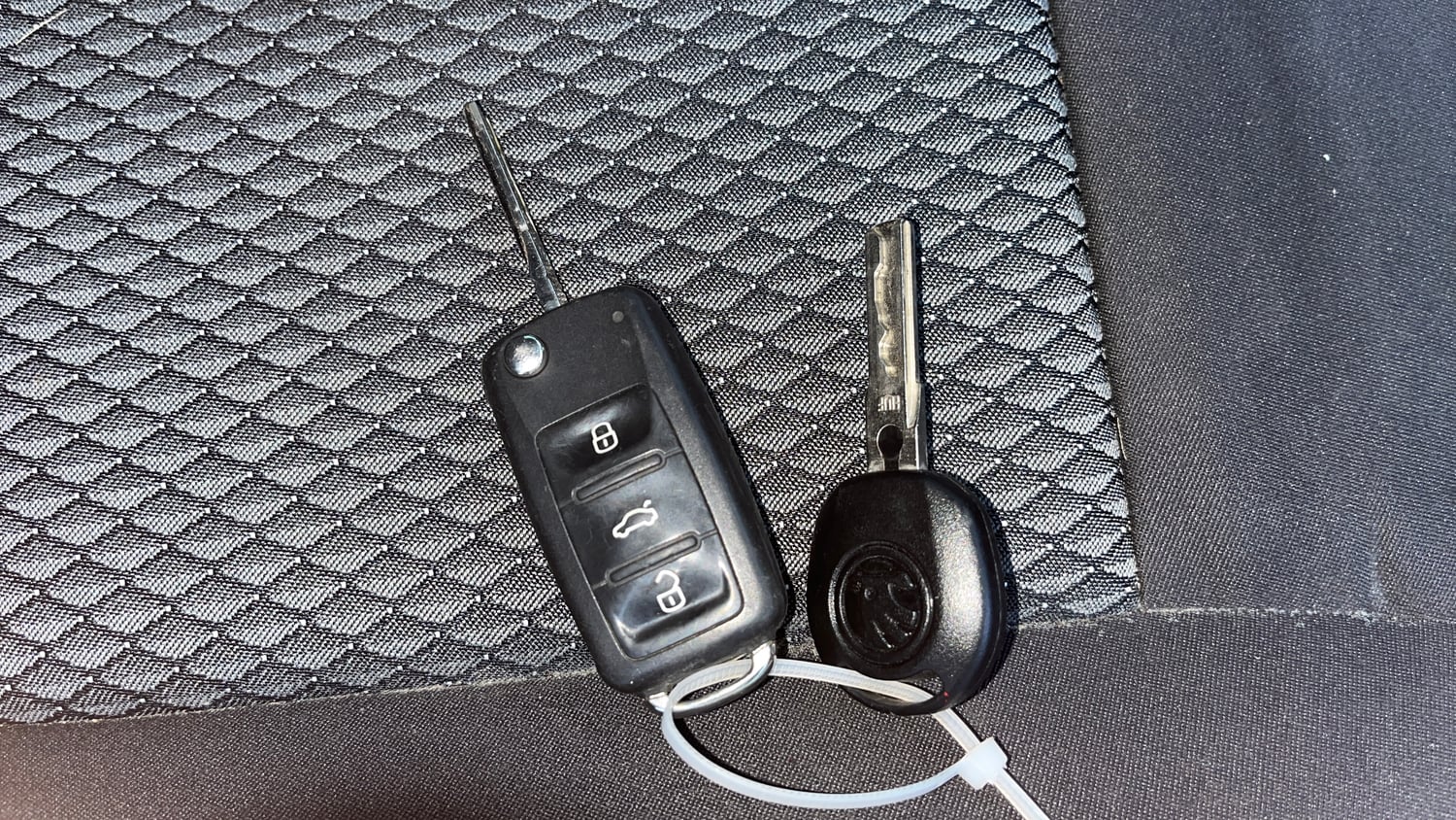 Used 2021 Skoda Rapid Style Petrol Manual extra CAR KEY VIEW