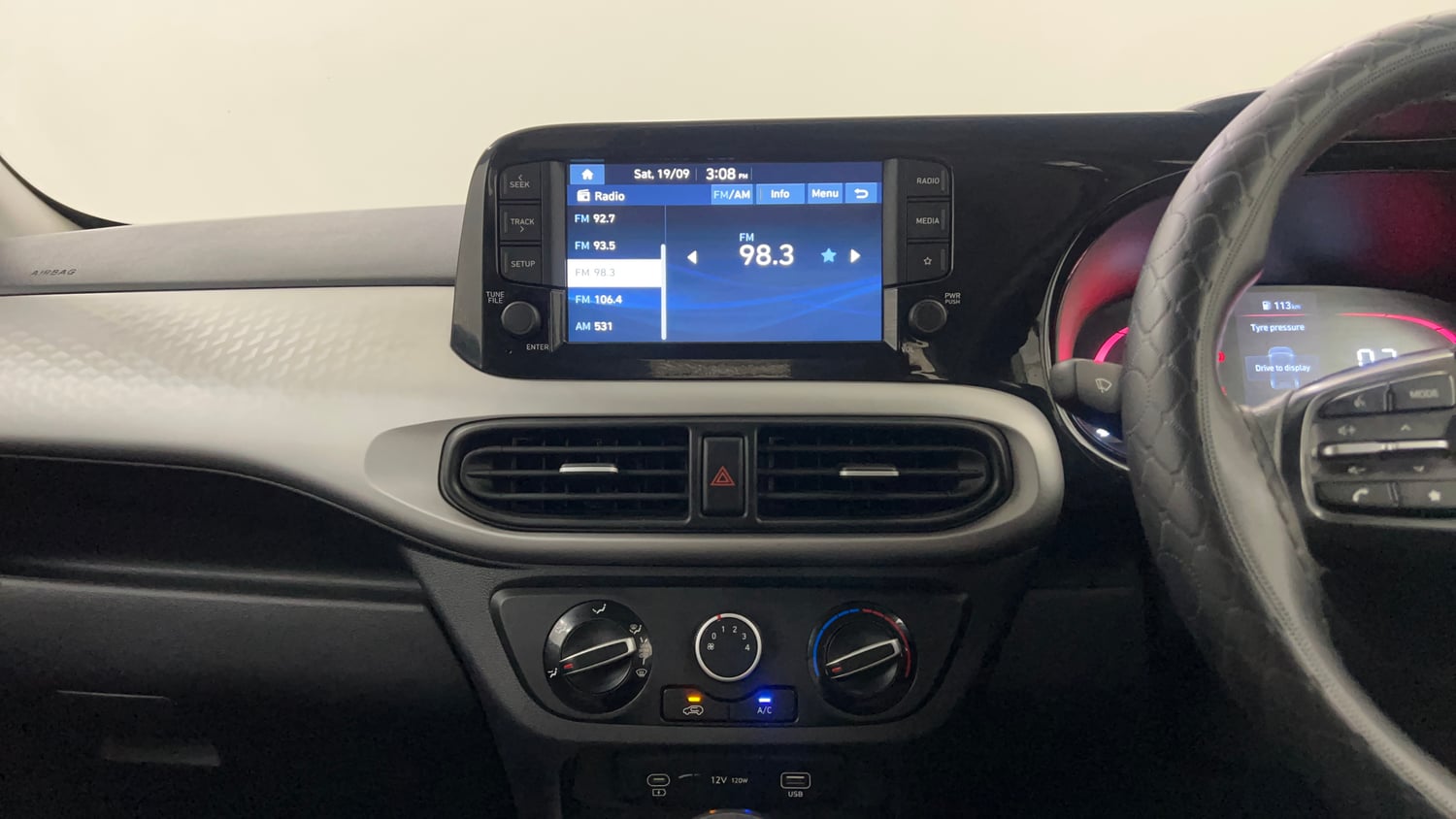 Used 2024 Hyundai Exter S 1.2 MT Petrol Manual interior MUSIC SYSTEM & AC CONTROL VIEW