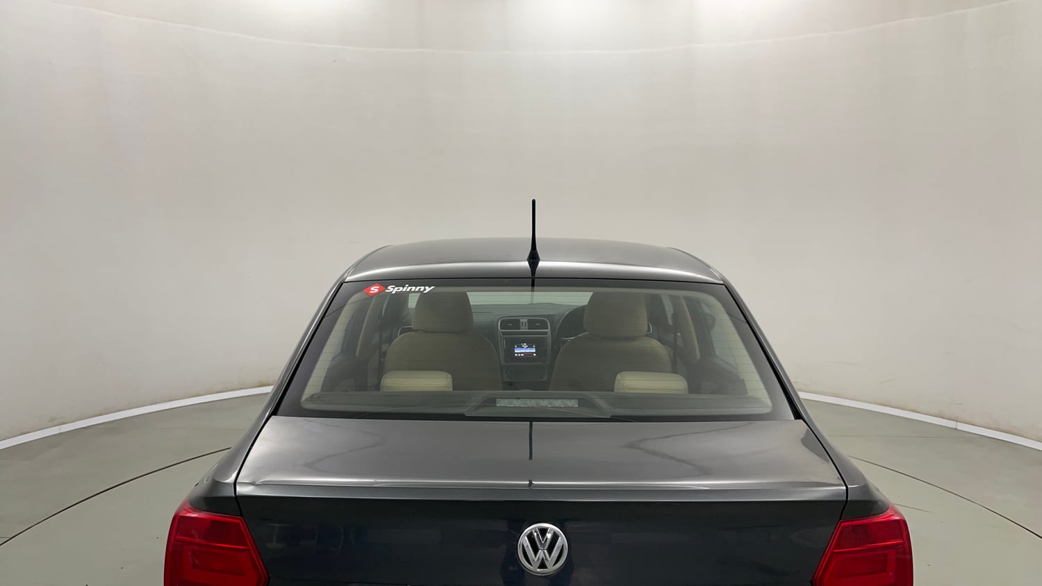 Used 2016 Volkswagen Ameo Highline1.2L (P) Petrol Manual exterior BACK WINDSHIELD VIEW