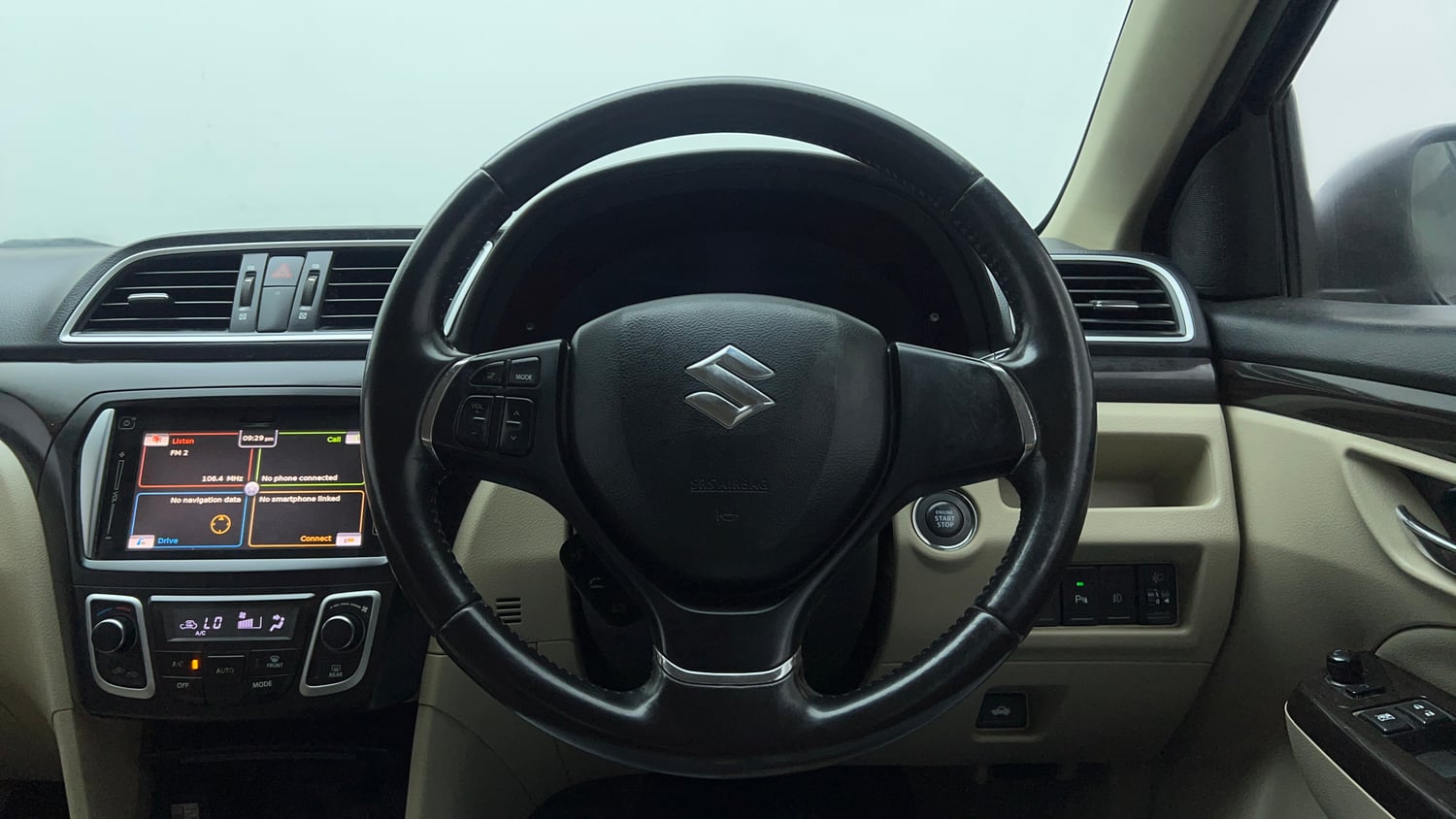 Used 2017 Maruti Suzuki Ciaz Alpha 1.4 MT Petrol Manual interior STEERING VIEW