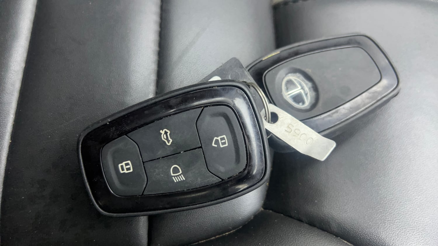 Used 2022 Tata Nexon XZA Plus (O) Petrol Automatic extra CAR KEY VIEW