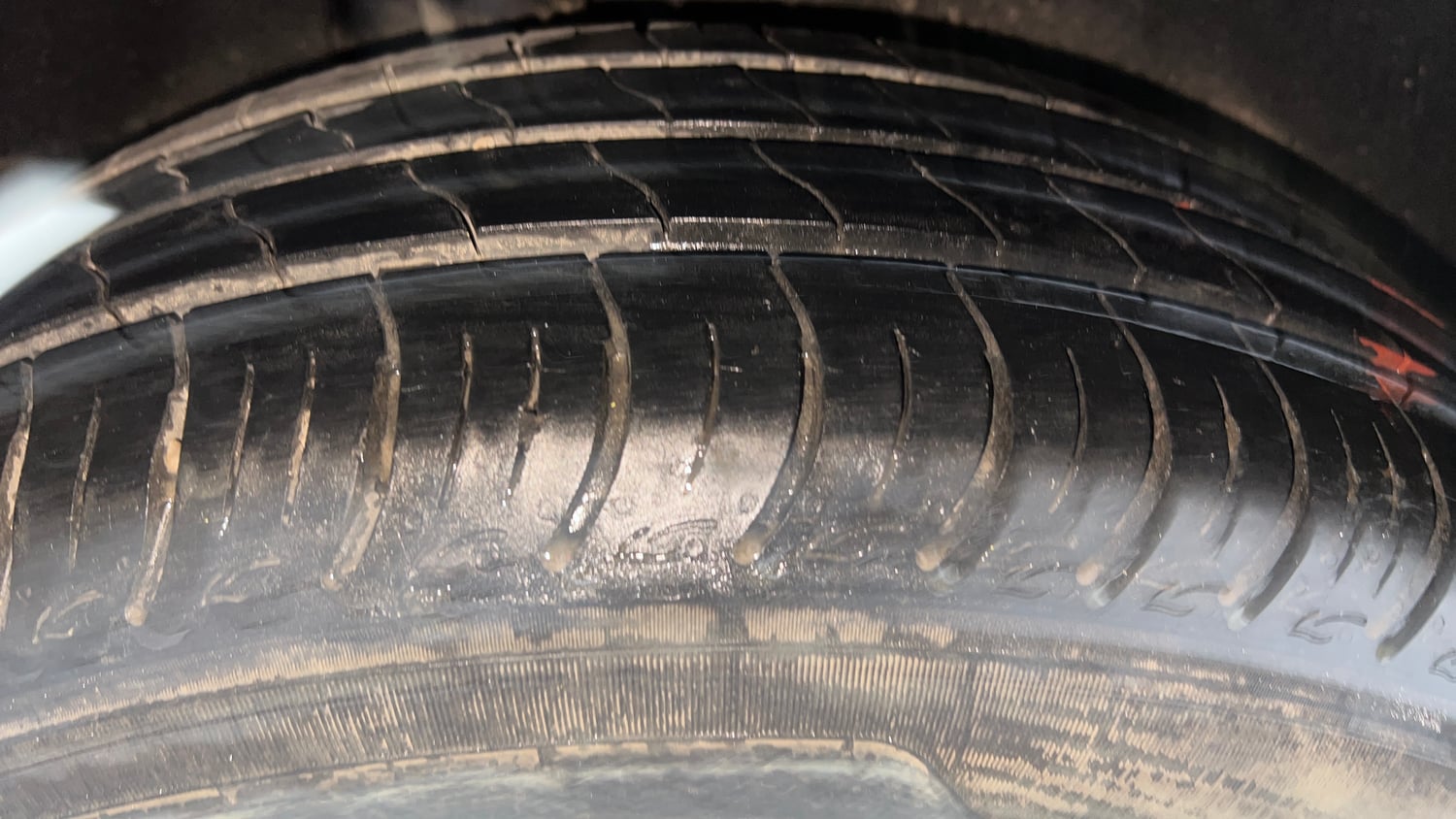 Used 2020 Maruti Suzuki Baleno Delta Petrol Manual tyres RIGHT REAR TYRE TREAD VIEW