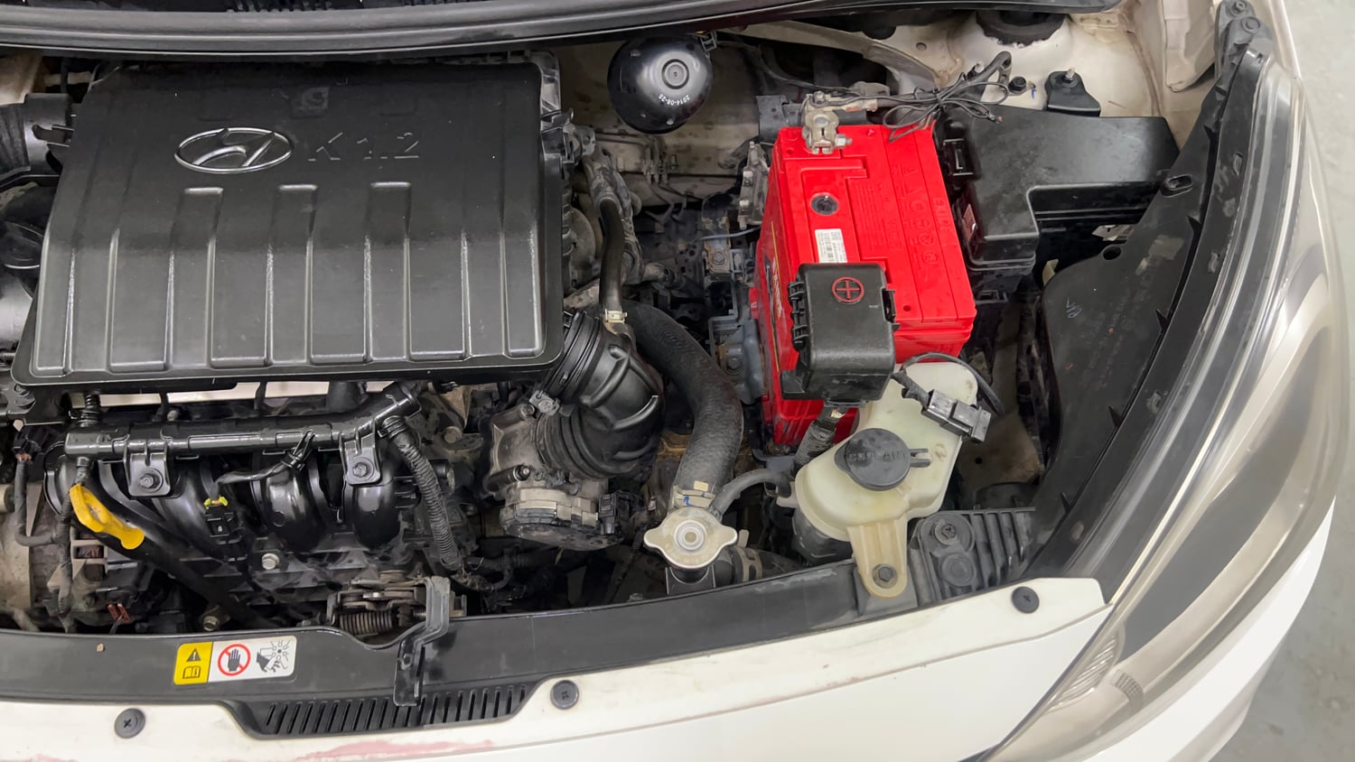 Used 2015 Hyundai Xcent Base 1.2 Petrol Manual engine ENGINE LEFT SIDE VIEW