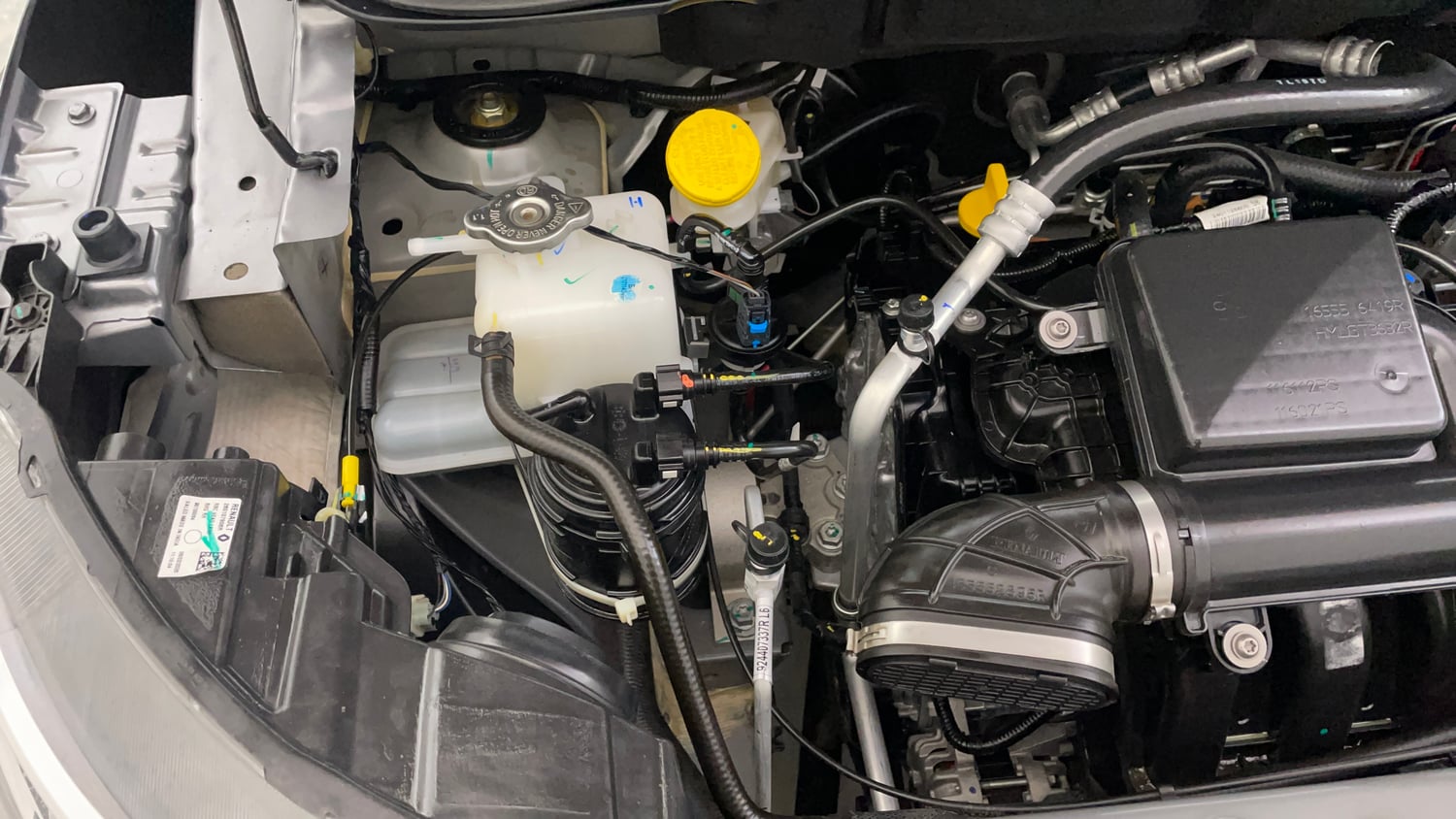 Used 2026 Renault Triber Evolution Petrol Manual engine ENGINE RIGHT SIDE VIEW