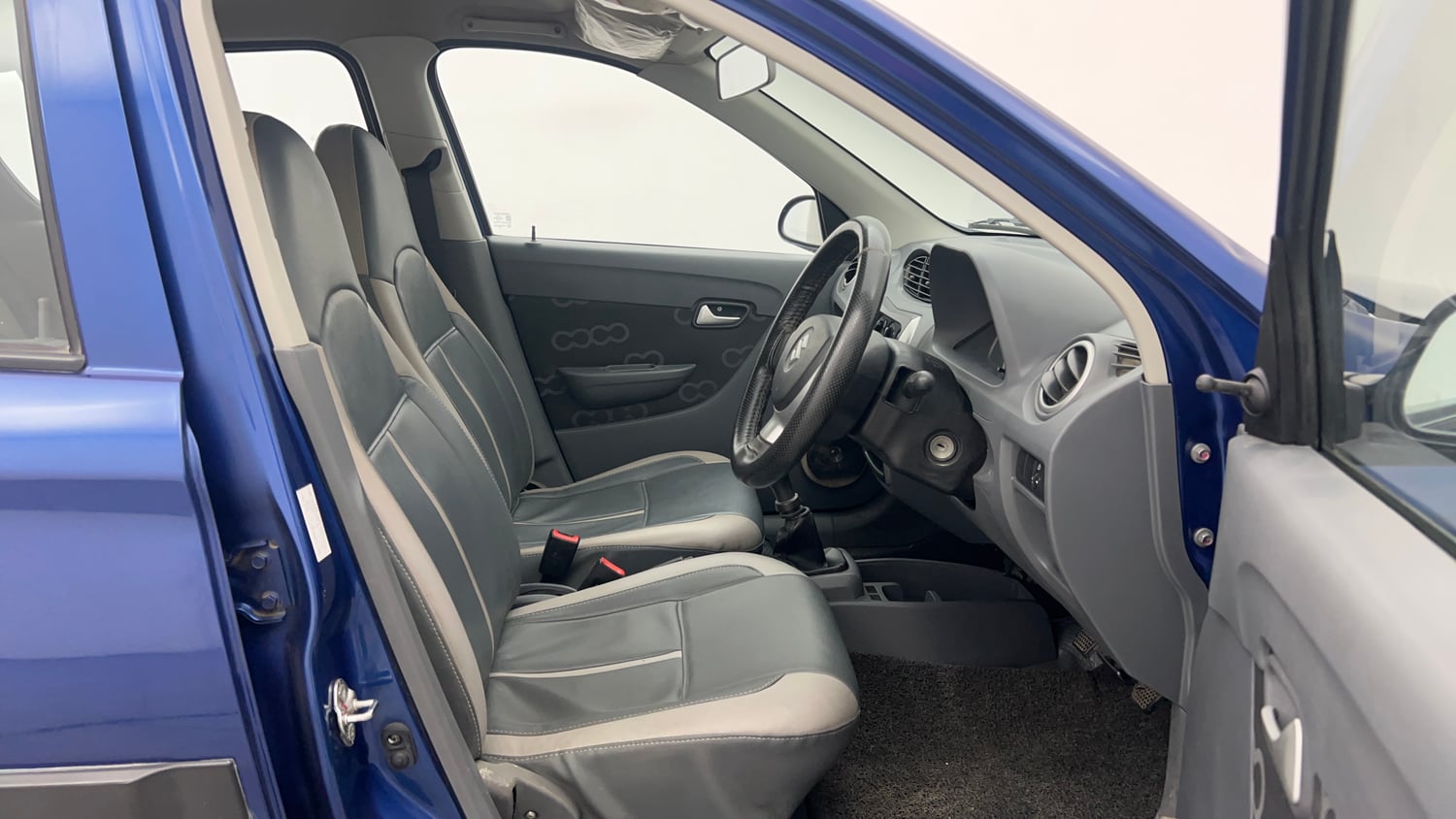 Used 2016 Maruti Suzuki Alto 800 Lxi Petrol Manual interior RIGHT SIDE FRONT DOOR CABIN VIEW
