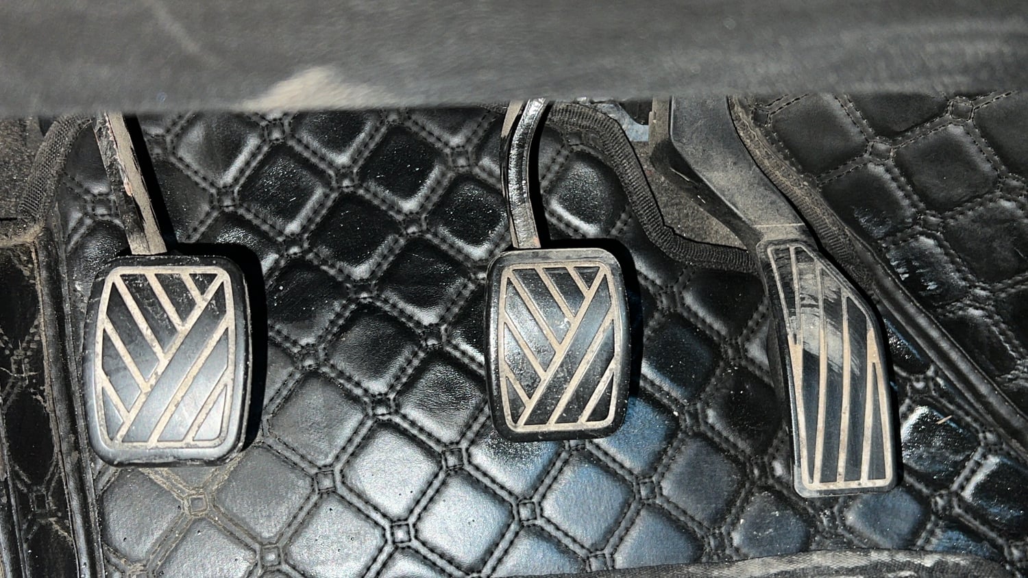 Used 2024 Maruti Suzuki Grand Vitara Delta Smart Hybrid Petrol Manual interior PEDALS VIEW