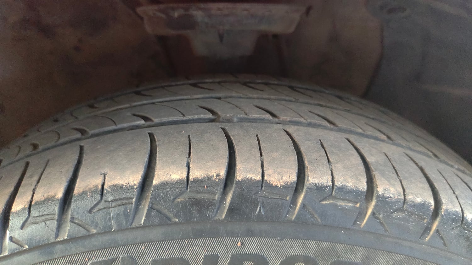 Used 2017 Hyundai Elite i20 Asta 1.2 (O) Petrol Manual tyres RIGHT FRONT TYRE TREAD VIEW