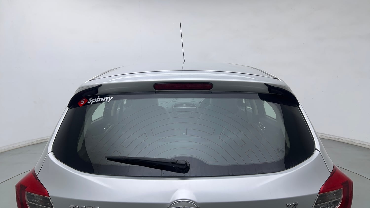 Used 2019 Tata Tiago Revotron XZ w/o Alloy Petrol Manual exterior BACK WINDSHIELD VIEW