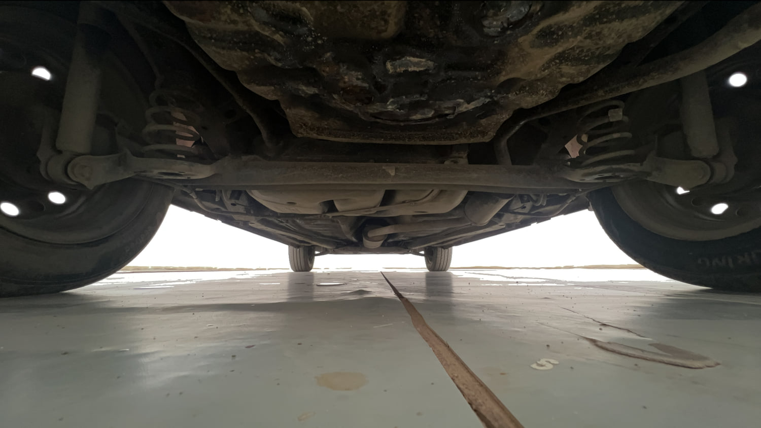 Used 2020 Maruti Suzuki S-Presso VXi Plus Petrol Manual extra REAR UNDERBODY VIEW (TAKEN FROM REAR)