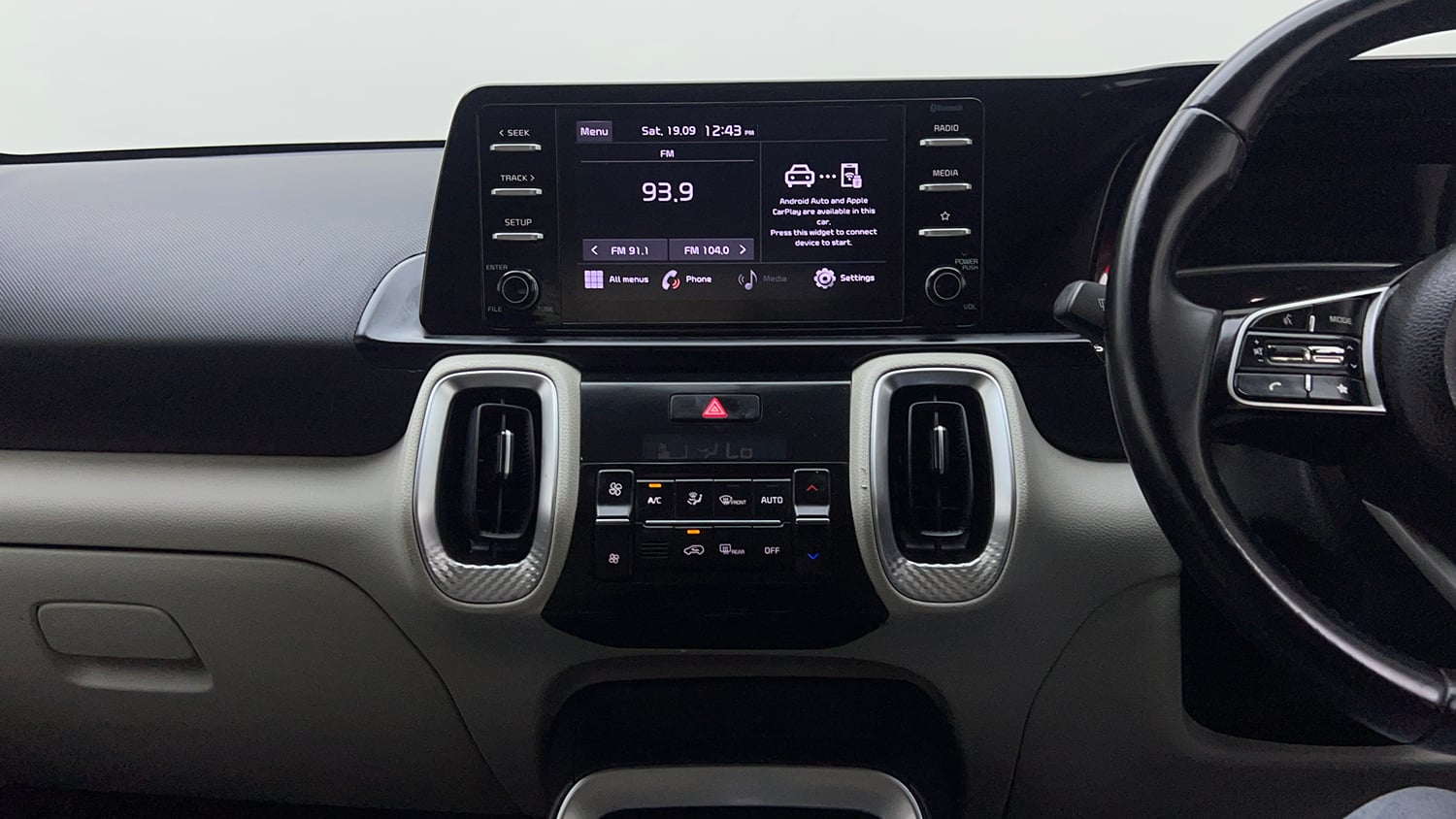 Used 2021 Kia Sonet HTX 1.0 iMT Petrol Manual interior MUSIC SYSTEM & AC CONTROL VIEW