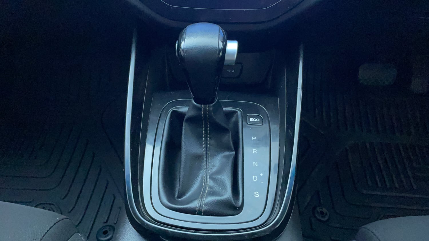Used 2021 MG Motors Hector Shine 1.5 Petrol Turbo CVT Petrol Automatic interior GEAR  KNOB VIEW