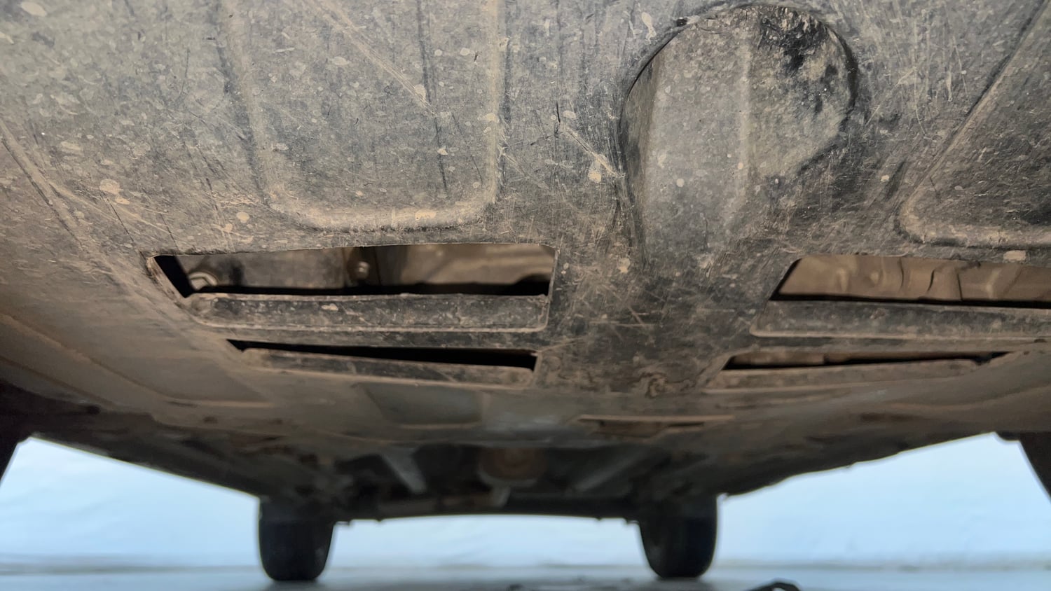 Used 2017 Hyundai Creta 1.6 SX Plus AT Petrol Petrol Automatic extra FRONT LEFT UNDERBODY VIEW