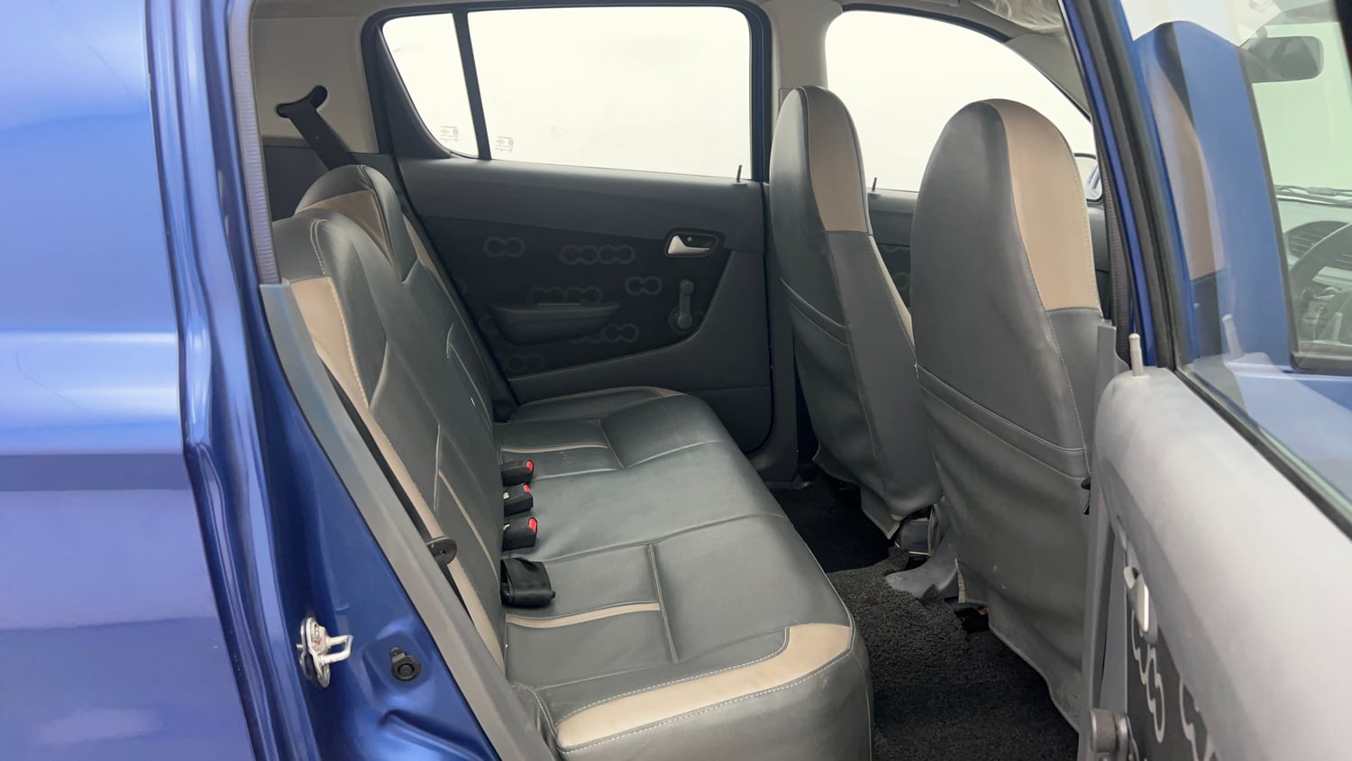 Used 2016 Maruti Suzuki Alto 800 Lxi Petrol Manual interior RIGHT SIDE REAR DOOR CABIN VIEW