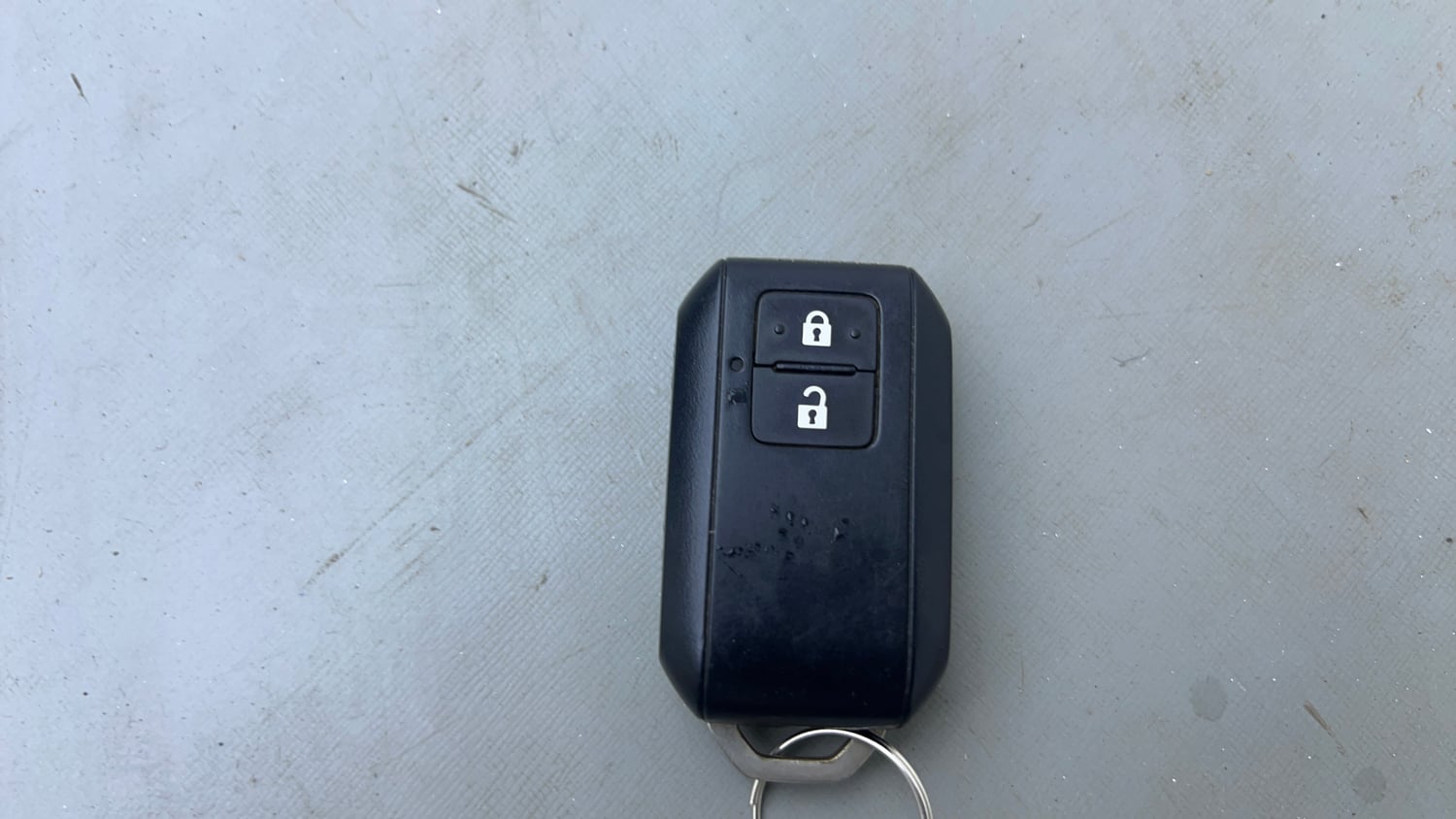 Used 2024 Maruti Suzuki Grand Vitara Alpha Smart Hybrid AT Petrol Automatic extra CAR KEY VIEW