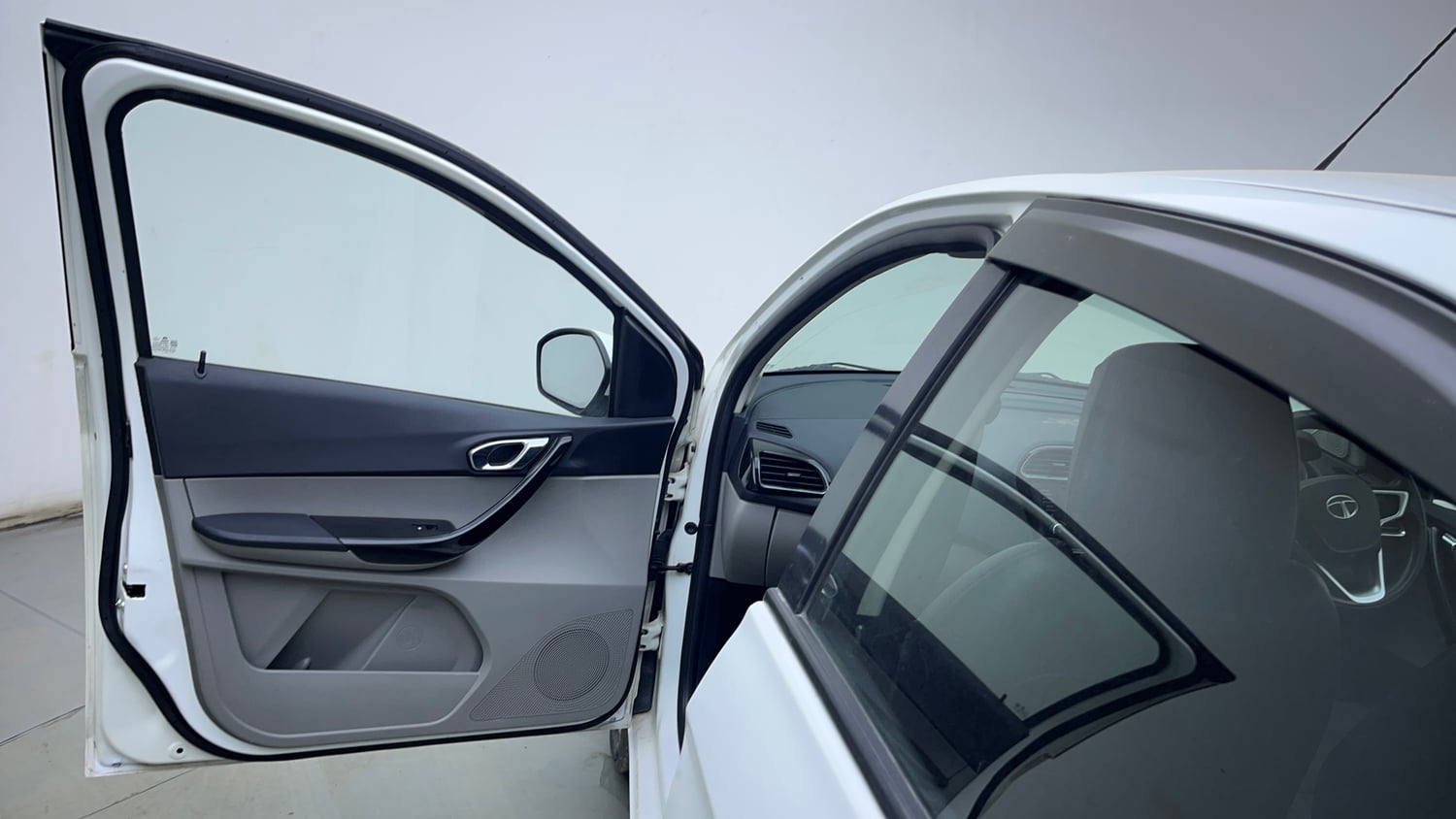 Used 2018 Tata Tiago Revotron XZ Petrol Manual interior LEFT FRONT DOOR OPEN VIEW