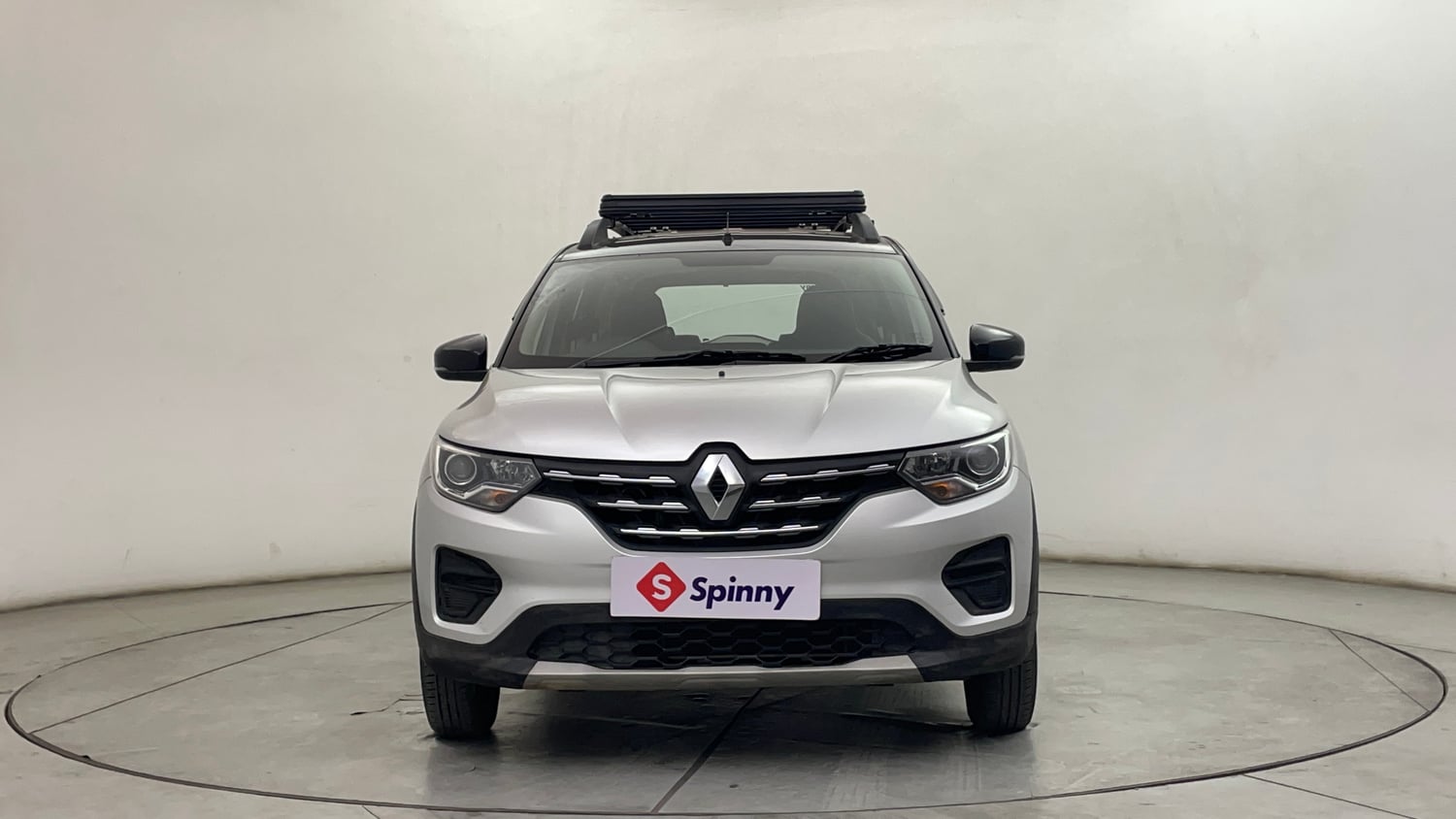 Used 2022 Renault Triber Limited Edition Petrol Manual exterior FRONT VIEW