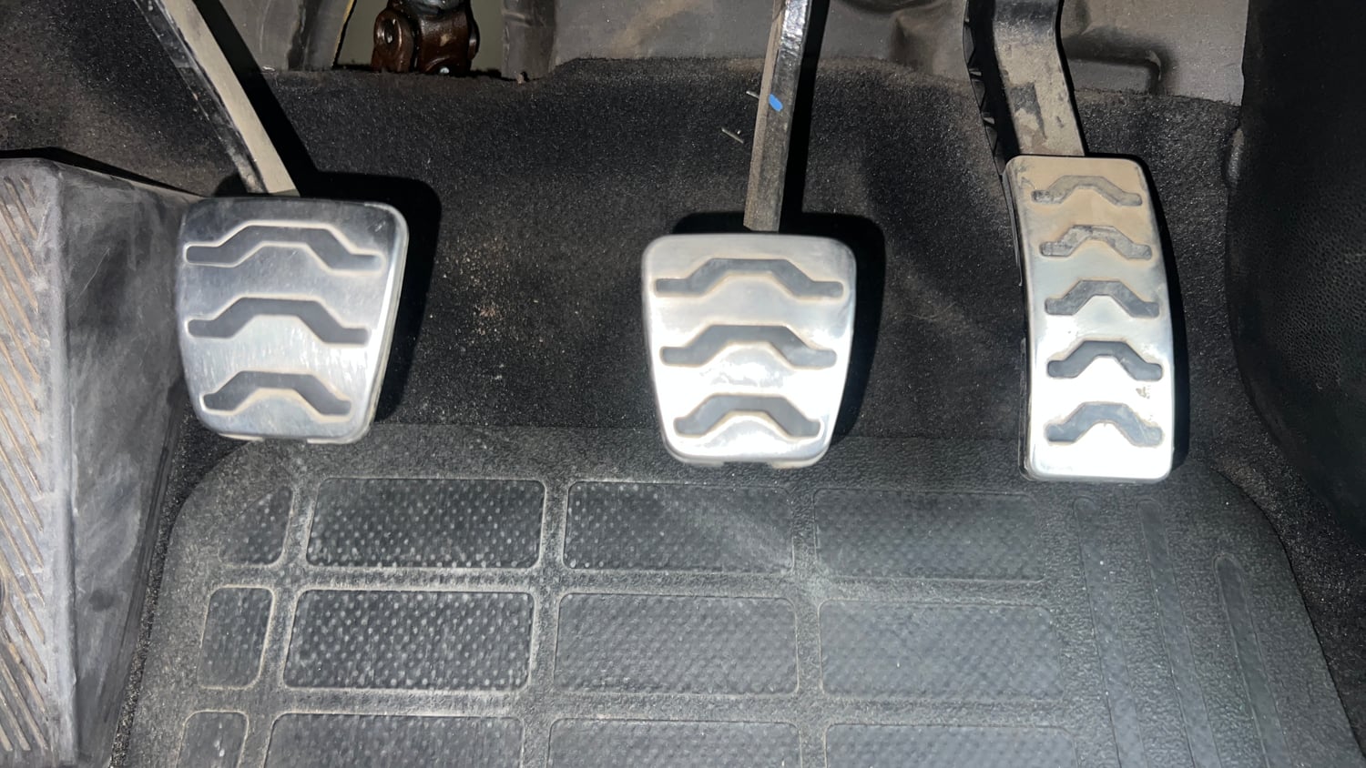 Used 2016 Hyundai i20 Active 1.2 SX Petrol Manual interior PEDALS VIEW