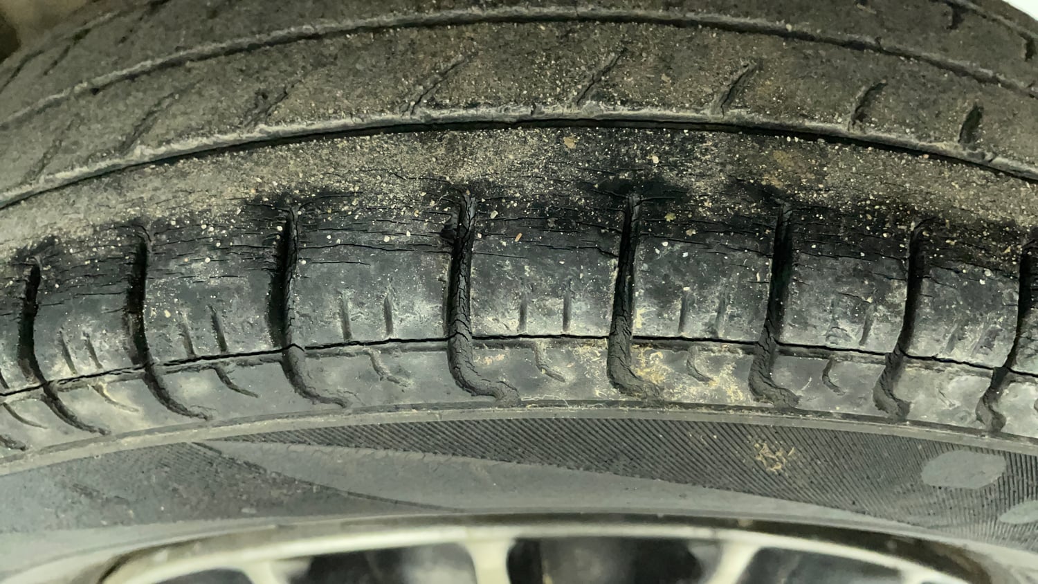 Used 2018 Maruti Suzuki Alto 800 VXi Petrol Manual tyres LEFT REAR TYRE TREAD VIEW