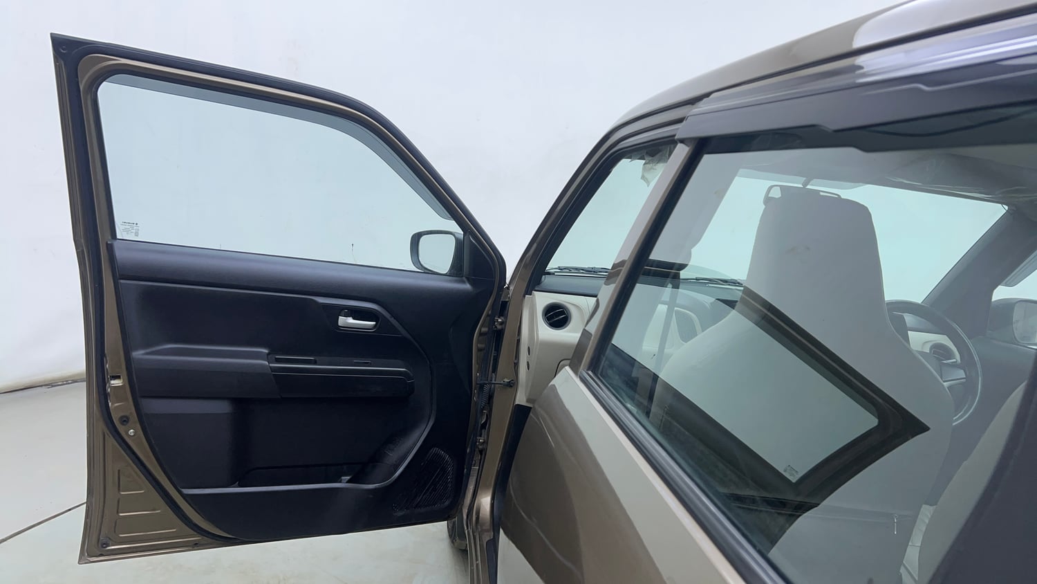 Used 2021 Maruti Suzuki Wagon R 1.0 VXi 1.0 Petrol Manual interior LEFT FRONT DOOR OPEN VIEW