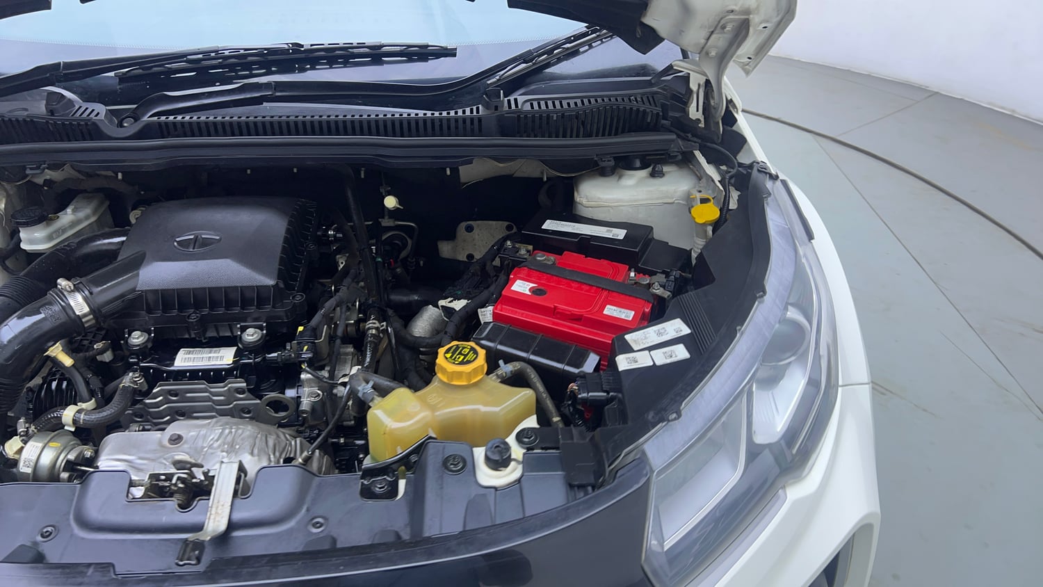 Used 2020 Tata Nexon XZA Plus (S) Petrol Automatic engine ENGINE LEFT SIDE VIEW