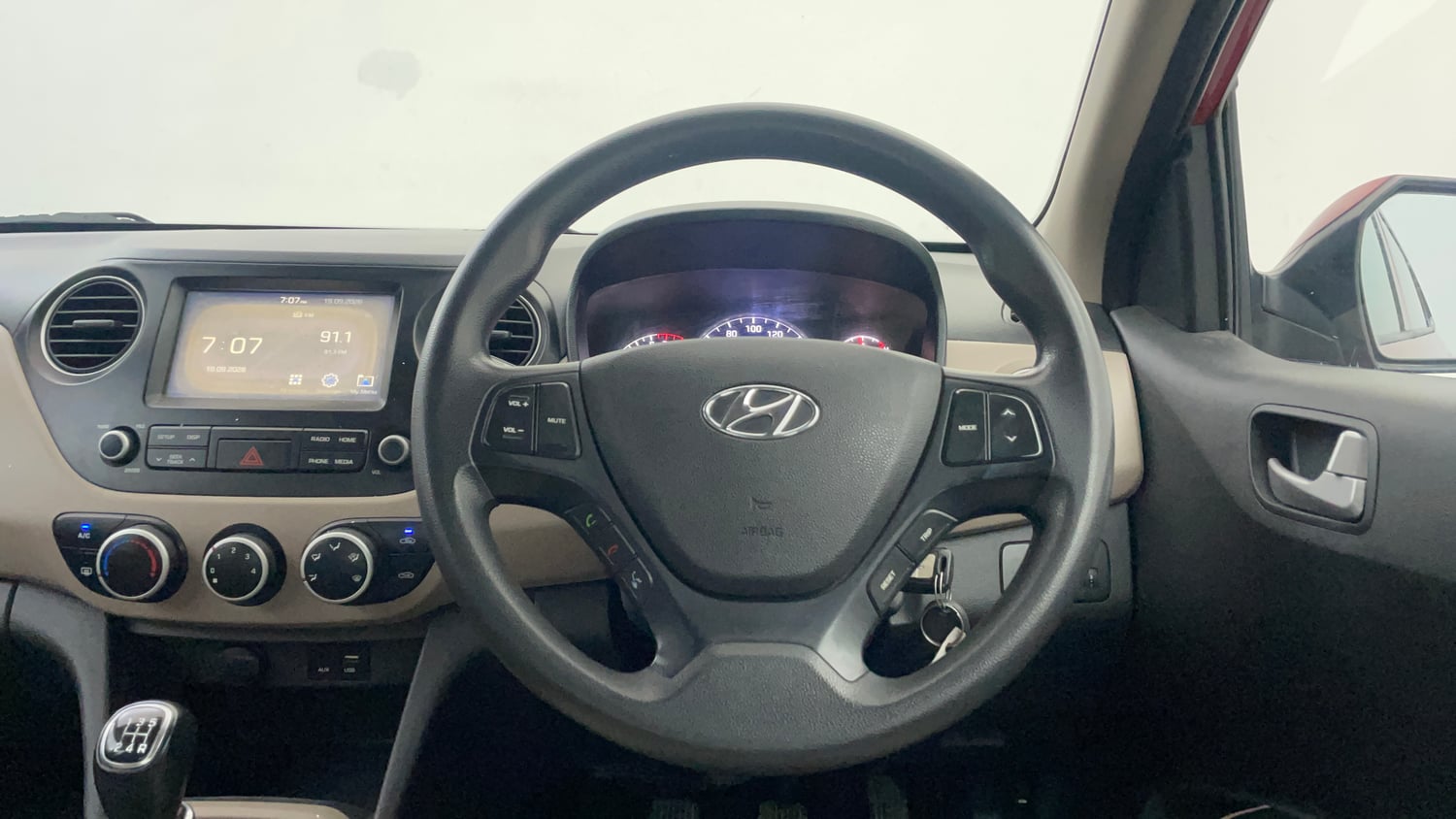 Used 2018 Hyundai Grand i10 Sportz 1.2 Kappa VTVT Petrol Manual interior STEERING VIEW