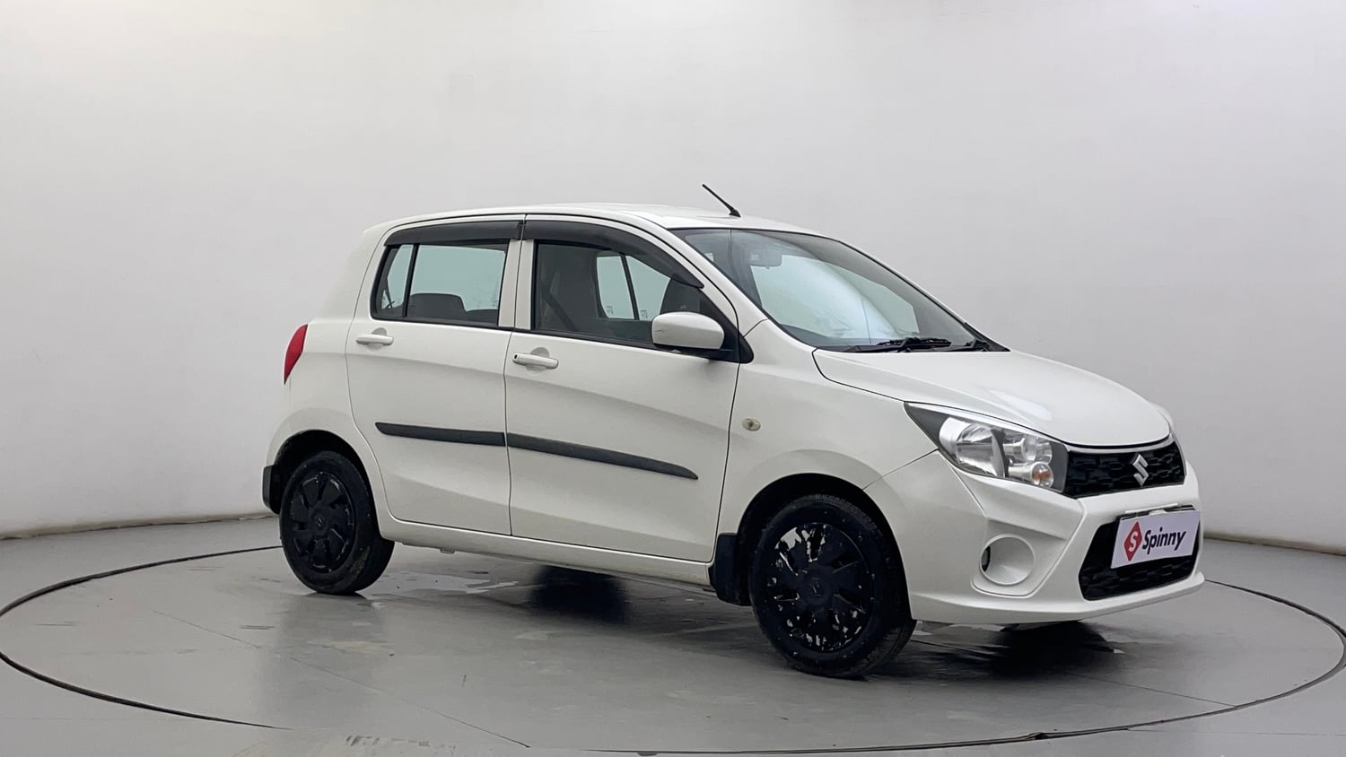 Used 2021 Maruti Suzuki Celerio VXi Petrol Manual exterior RIGHT FRONT CORNER VIEW