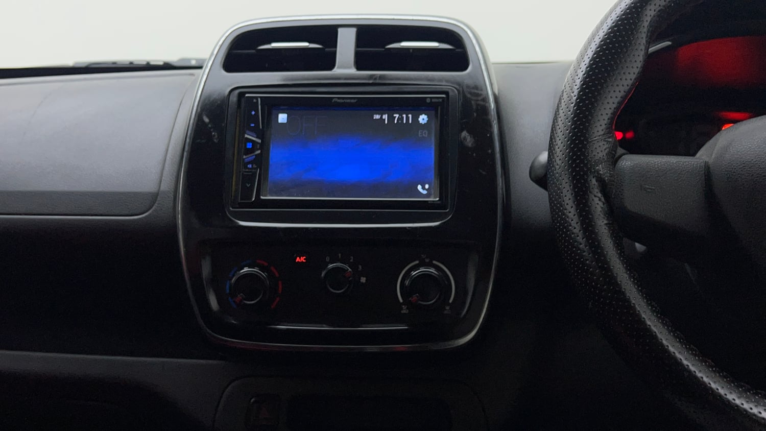 Used 2018 Renault Kwid 1.0 RXL CNG (Outside Fitted) Cng Manual interior MUSIC SYSTEM & AC CONTROL VIEW