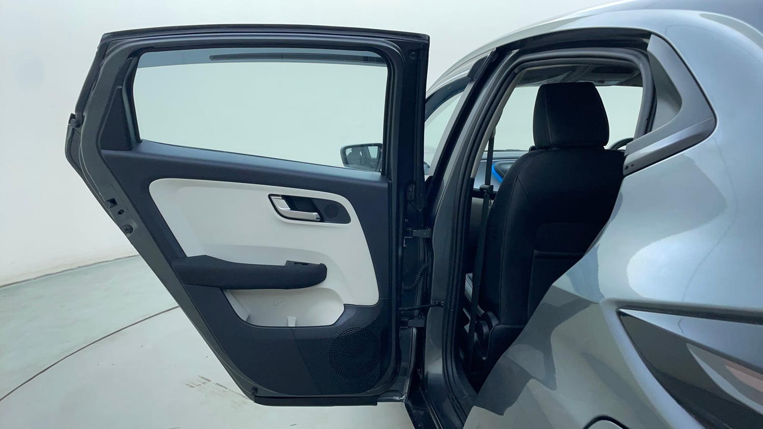 Used 2022 Tata Altroz XZ Plus Petrol Petrol Manual interior LEFT REAR DOOR OPEN VIEW