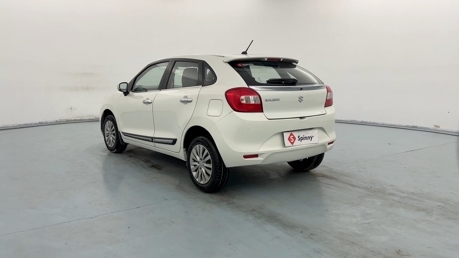 Used 2020 Maruti Suzuki Baleno Delta Petrol Manual exterior LEFT REAR CORNER VIEW