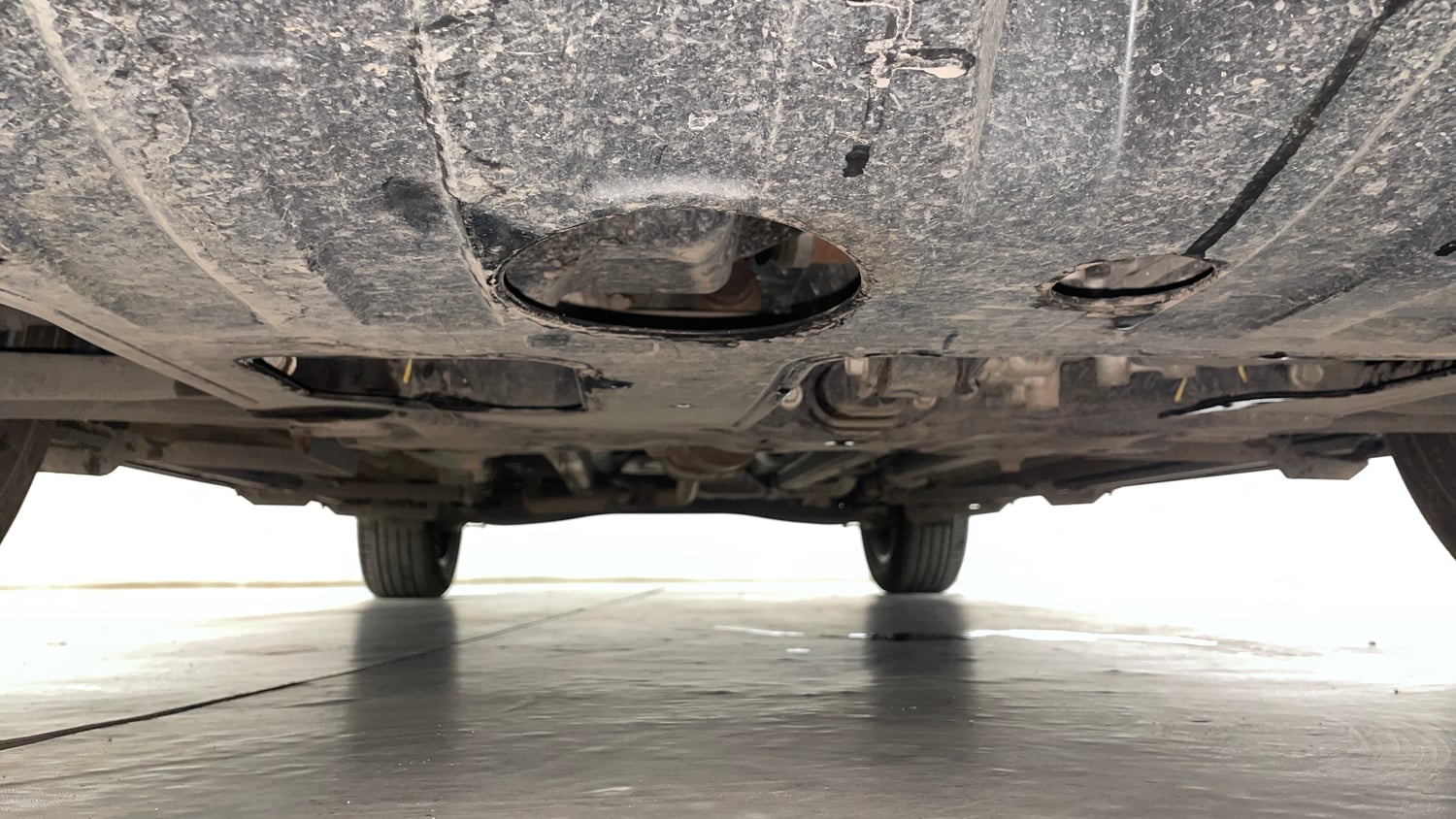 Used 2024 Hyundai Creta SX (O) 1.5 Petrol IVT Knight Petrol Automatic extra FRONT LEFT UNDERBODY VIEW