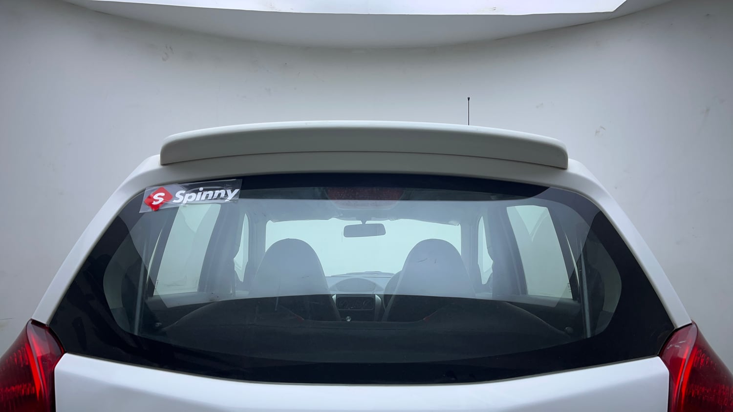 Used 2015 Maruti Suzuki Alto 800 Lxi Petrol Manual exterior BACK WINDSHIELD VIEW