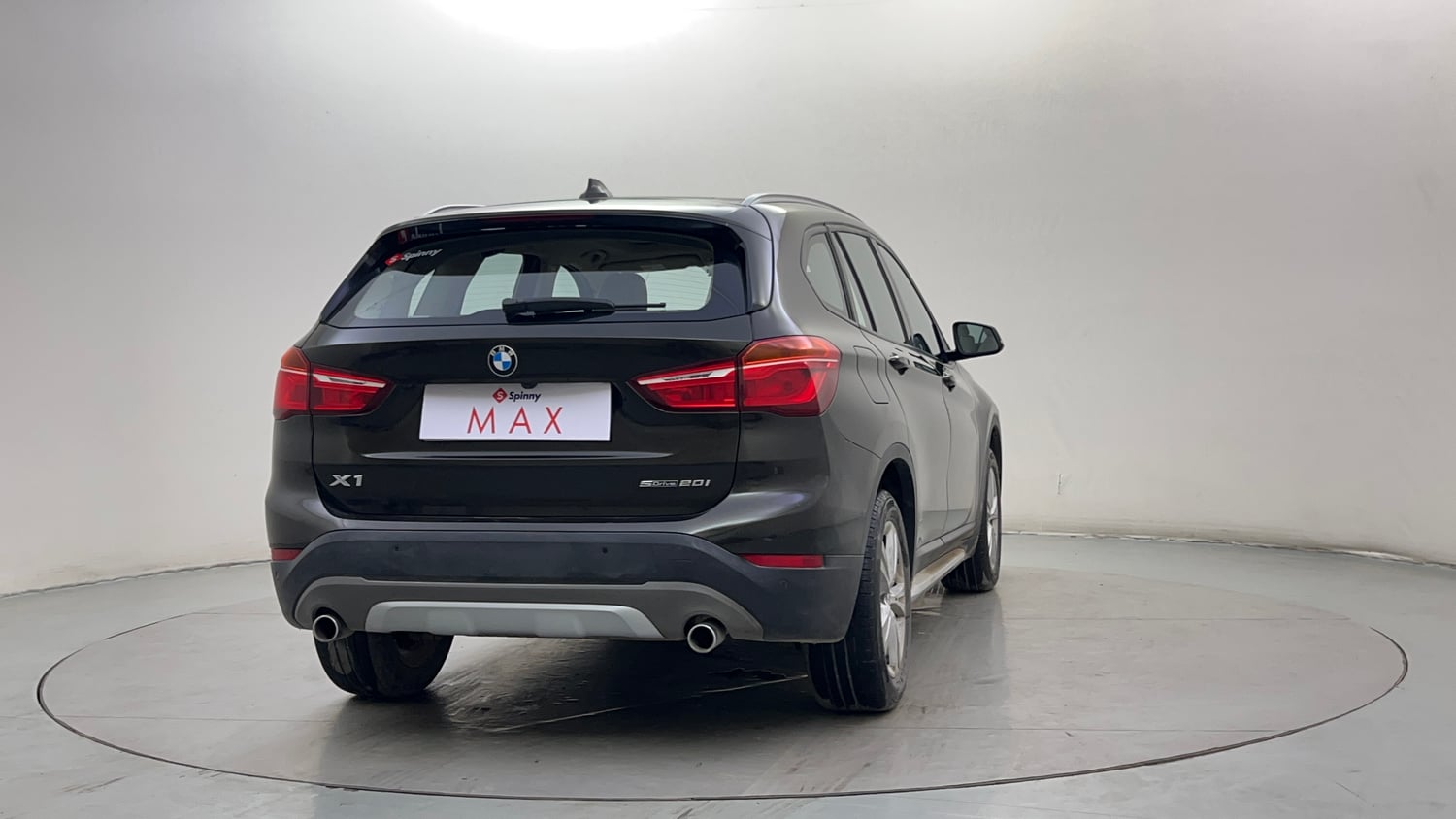Used 2019 BMW X1 sDrive20i xLine Petrol Automatic exterior RIGHT REAR CORNER VIEW