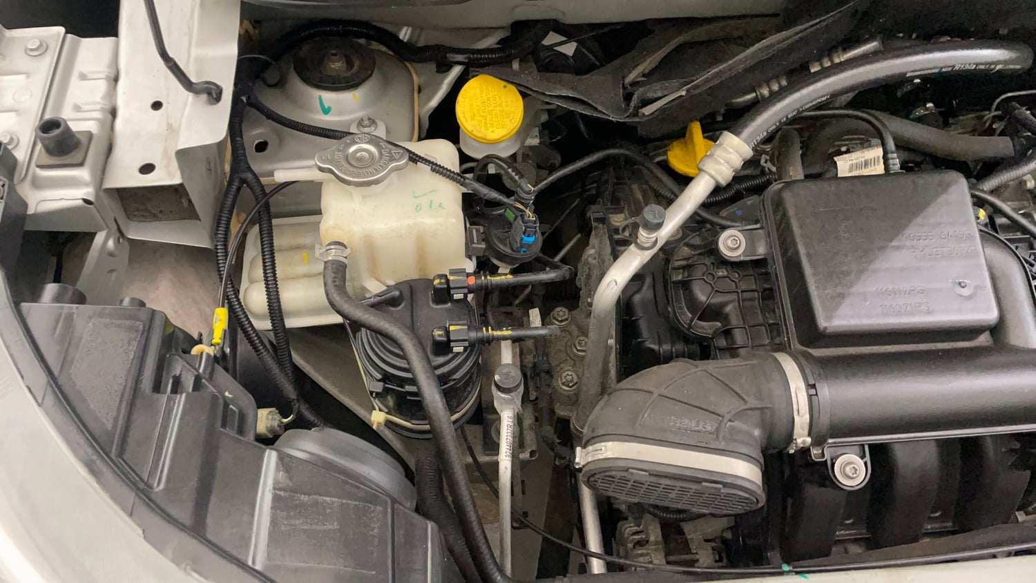 Used 2022 Renault Triber Limited Edition Petrol Manual engine ENGINE RIGHT SIDE VIEW