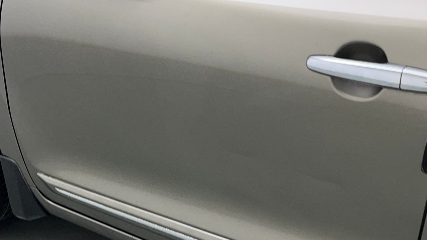 Used 2020 Maruti Suzuki Baleno Delta Petrol Manual dents MINOR DENT