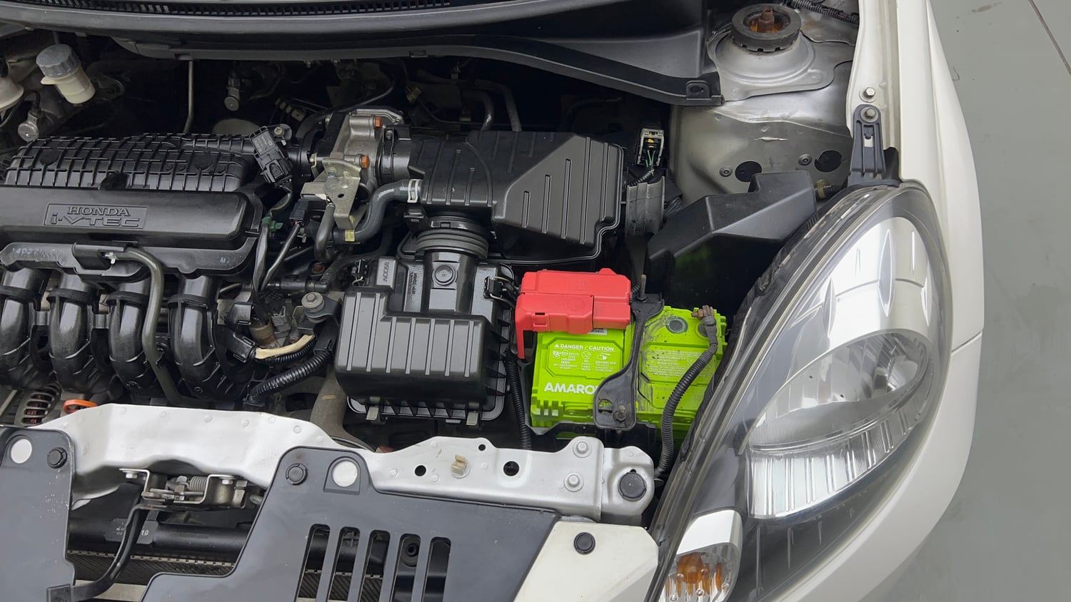 Used 2014 Honda Amaze 1.2 S i-VTEC Petrol Manual engine ENGINE LEFT SIDE VIEW