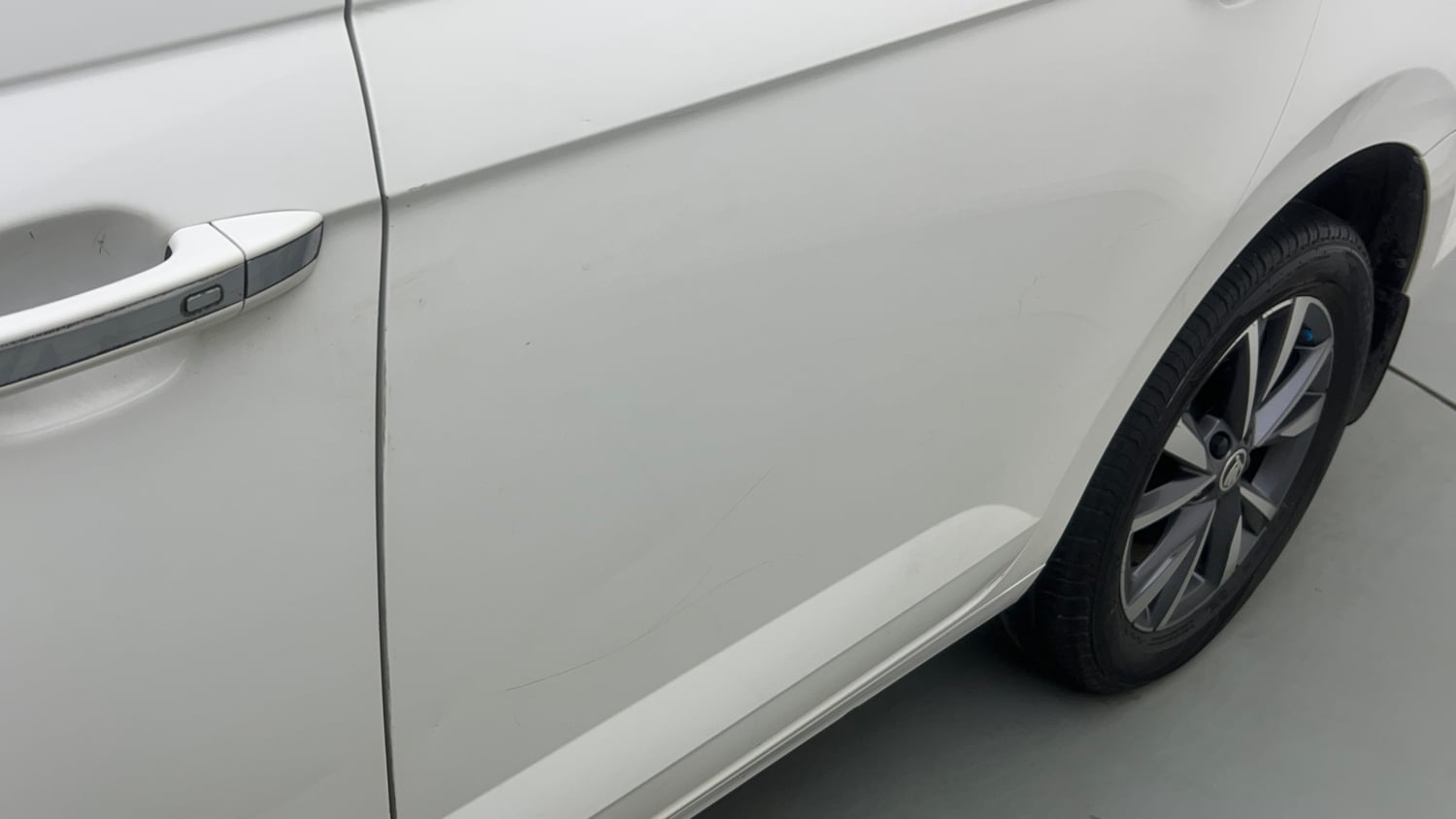 Used 2023 Skoda Slavia Style 1.0L TSI MT Petrol Manual dents MINOR SCRATCH