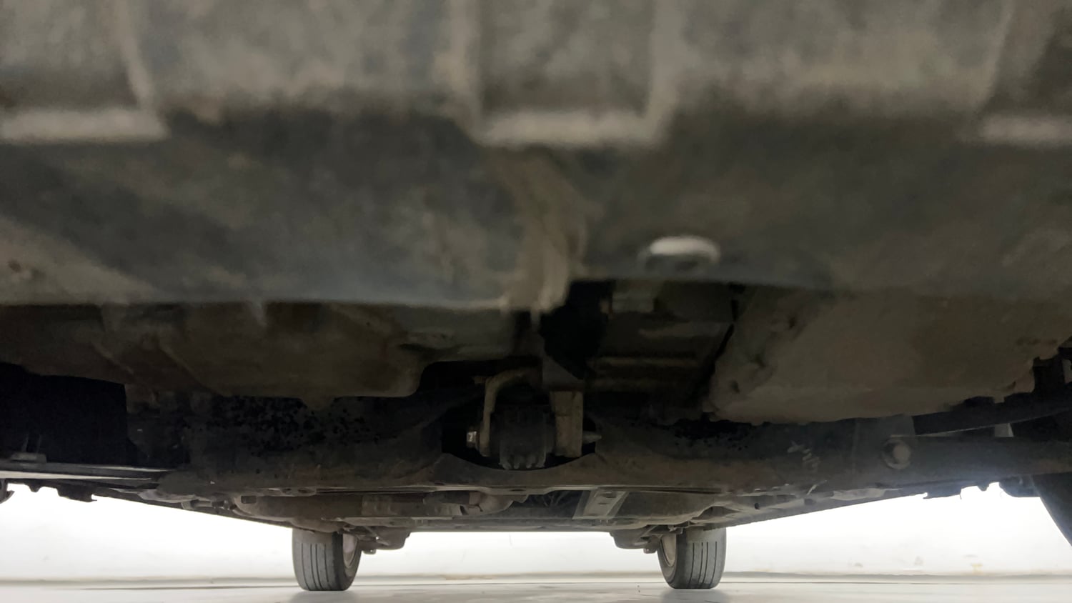 Used 2016 Honda City VX CVT Petrol Automatic extra FRONT LEFT UNDERBODY VIEW