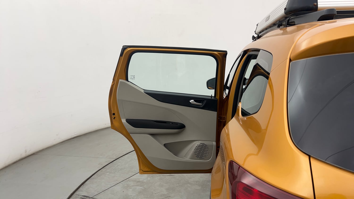 Used 2020 Renault Triber RXZ Petrol Manual interior LEFT REAR DOOR OPEN VIEW