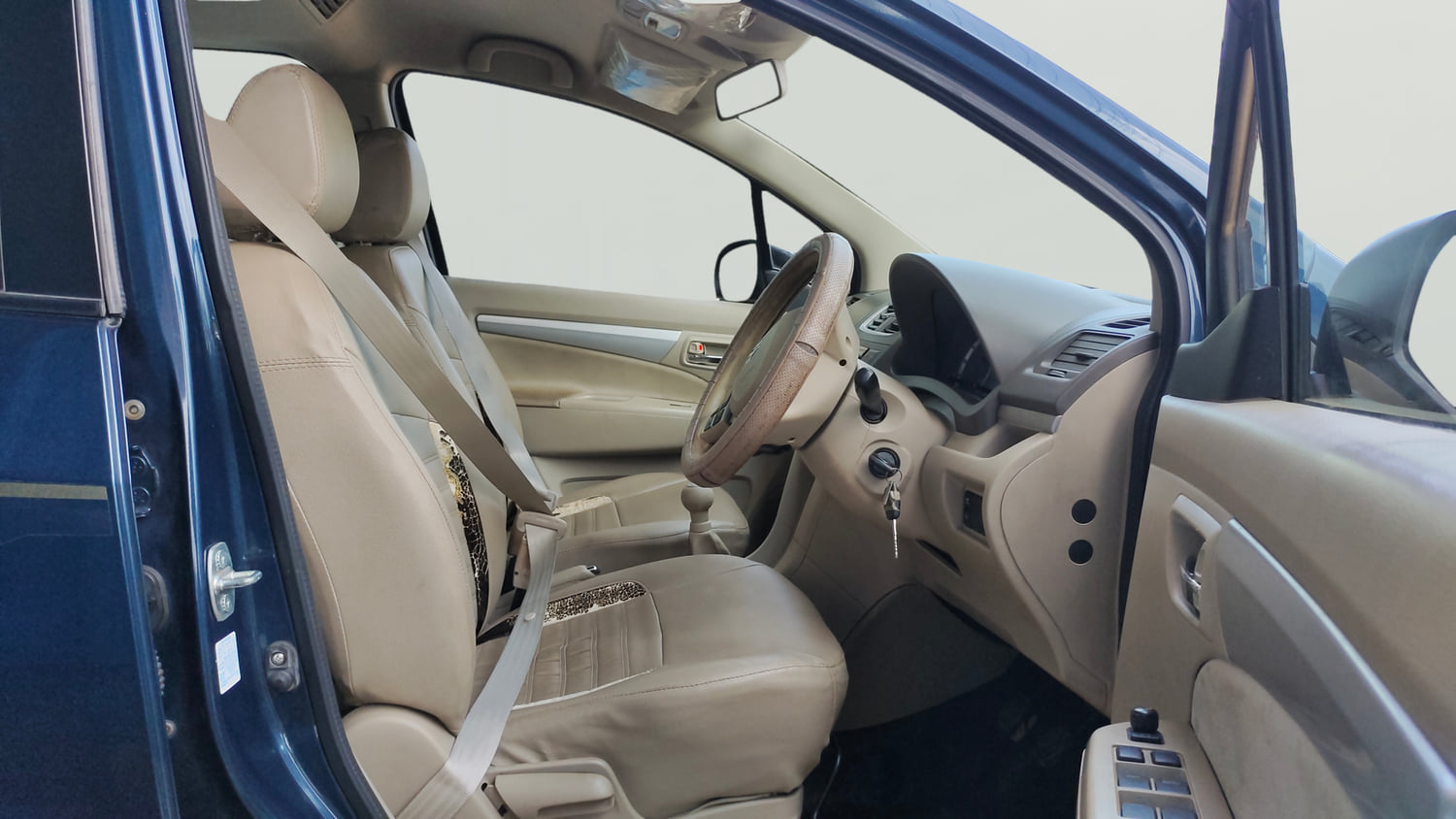Used 2016 Maruti Suzuki Ertiga VXI Petrol Manual interior RIGHT SIDE FRONT DOOR CABIN VIEW