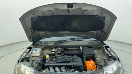 Used 2016 Renault Kwid RXT Petrol Manual engine ENGINE & BONNET OPEN FRONT VIEW